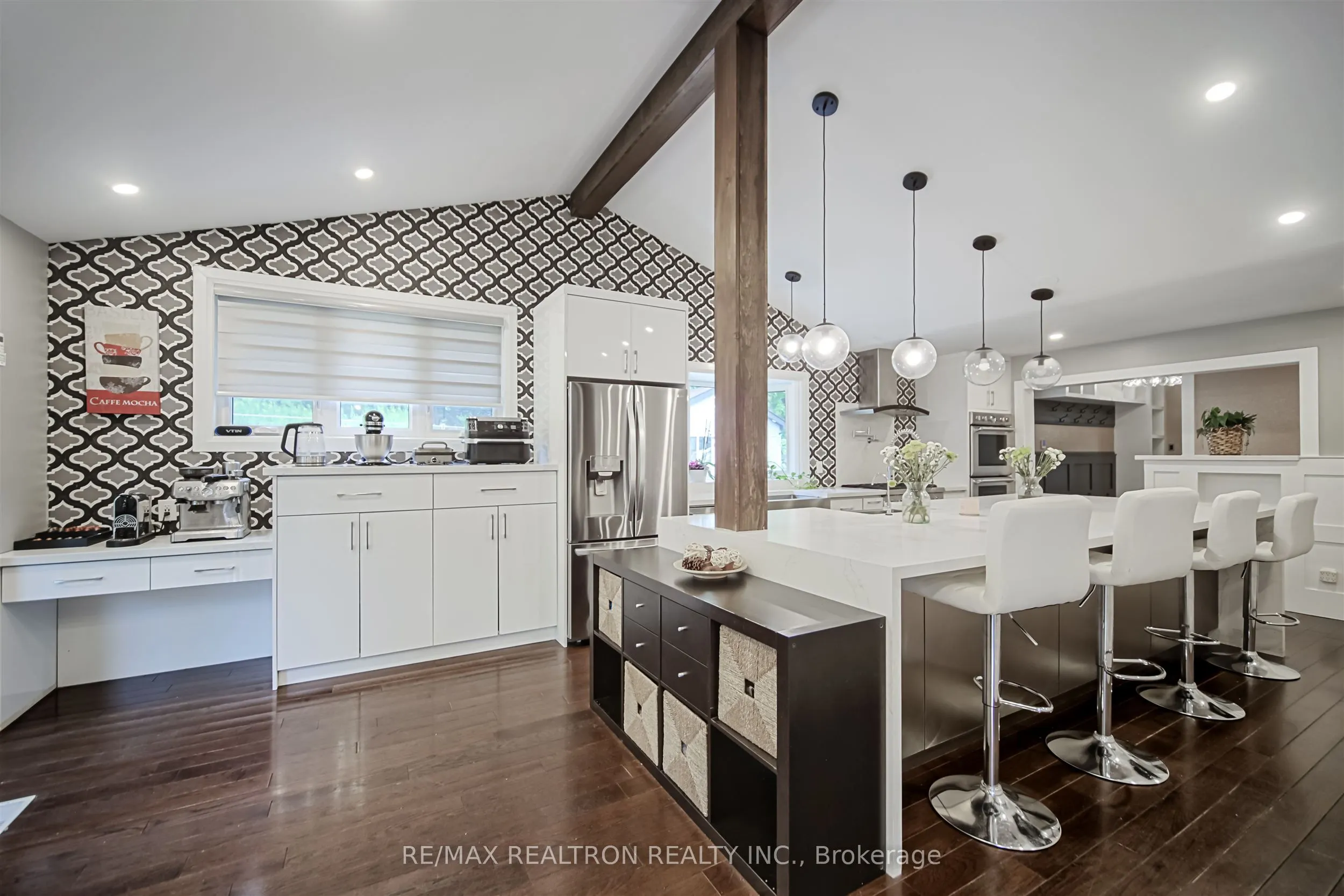 3433 MOUNT ALBERT Road