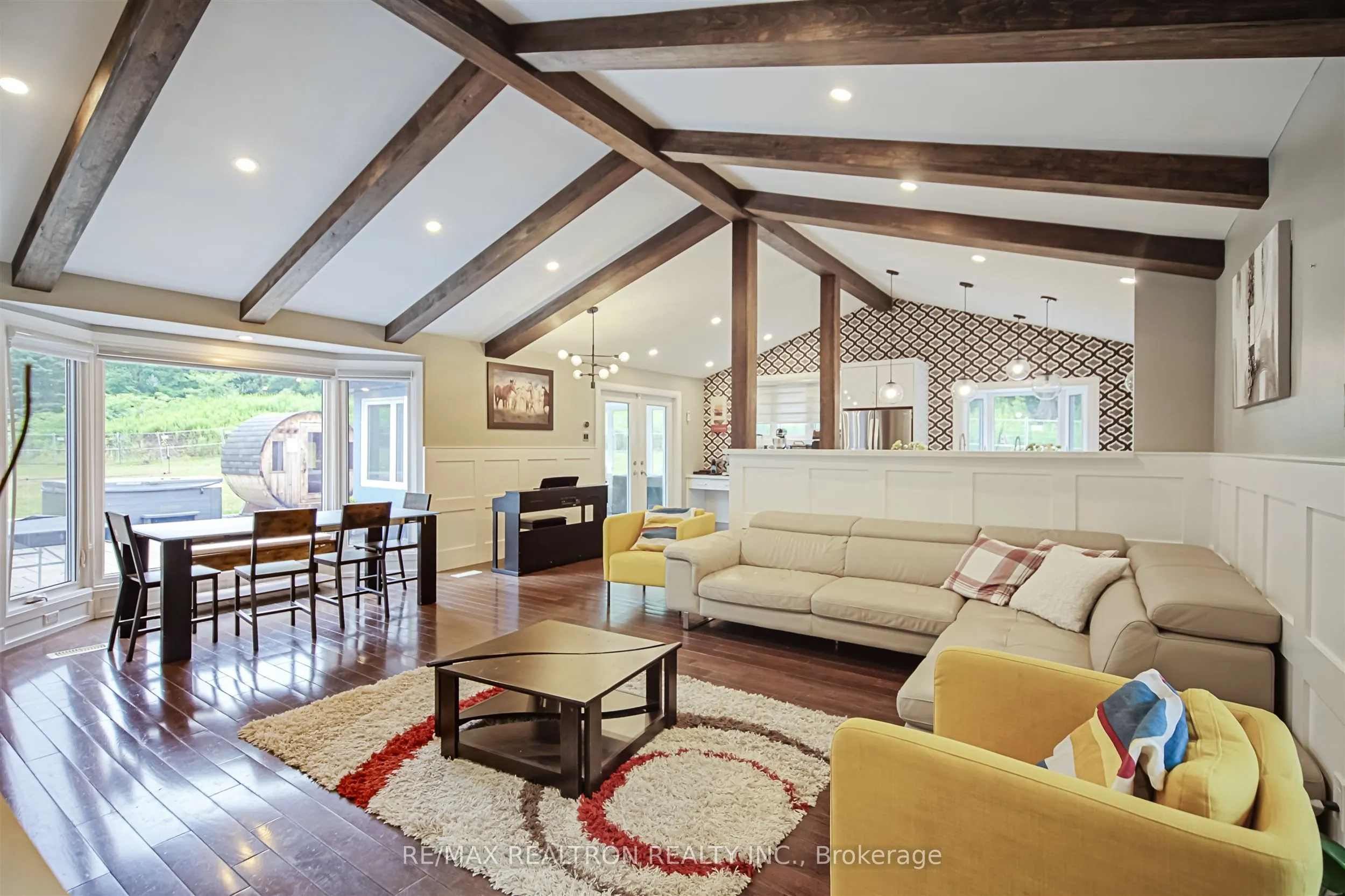 3433 MOUNT ALBERT Road