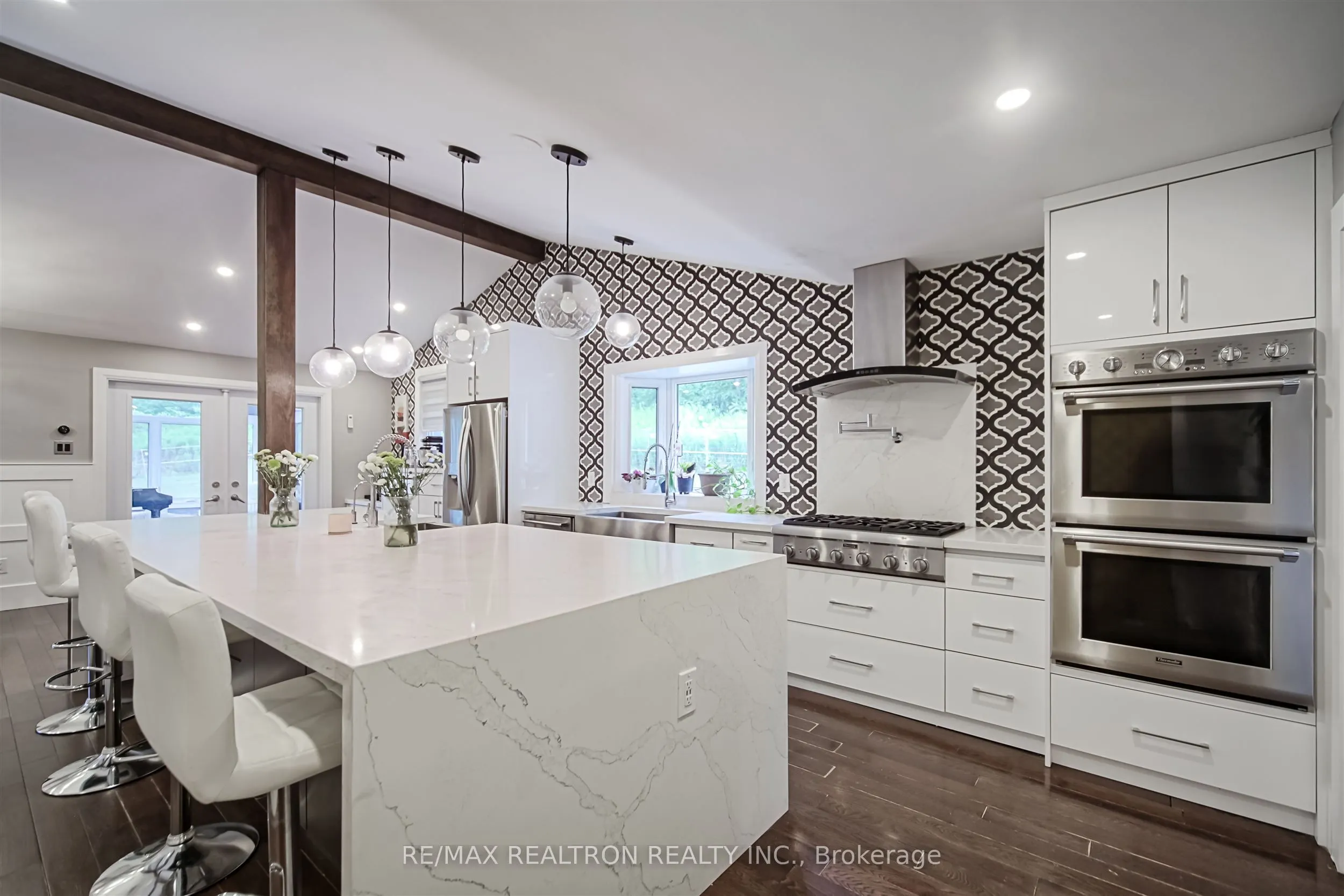 3433 MOUNT ALBERT Road
