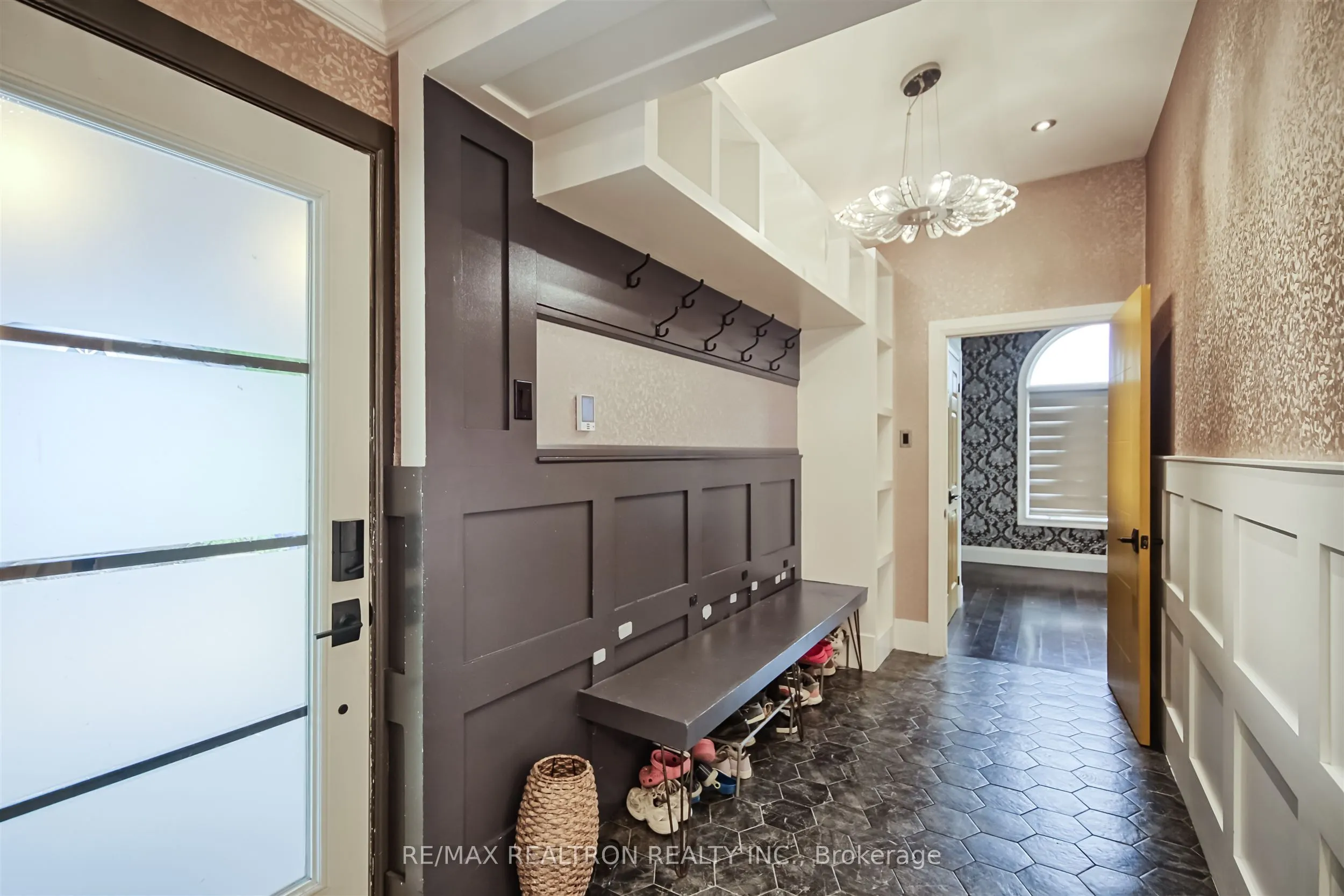 3433 MOUNT ALBERT Road