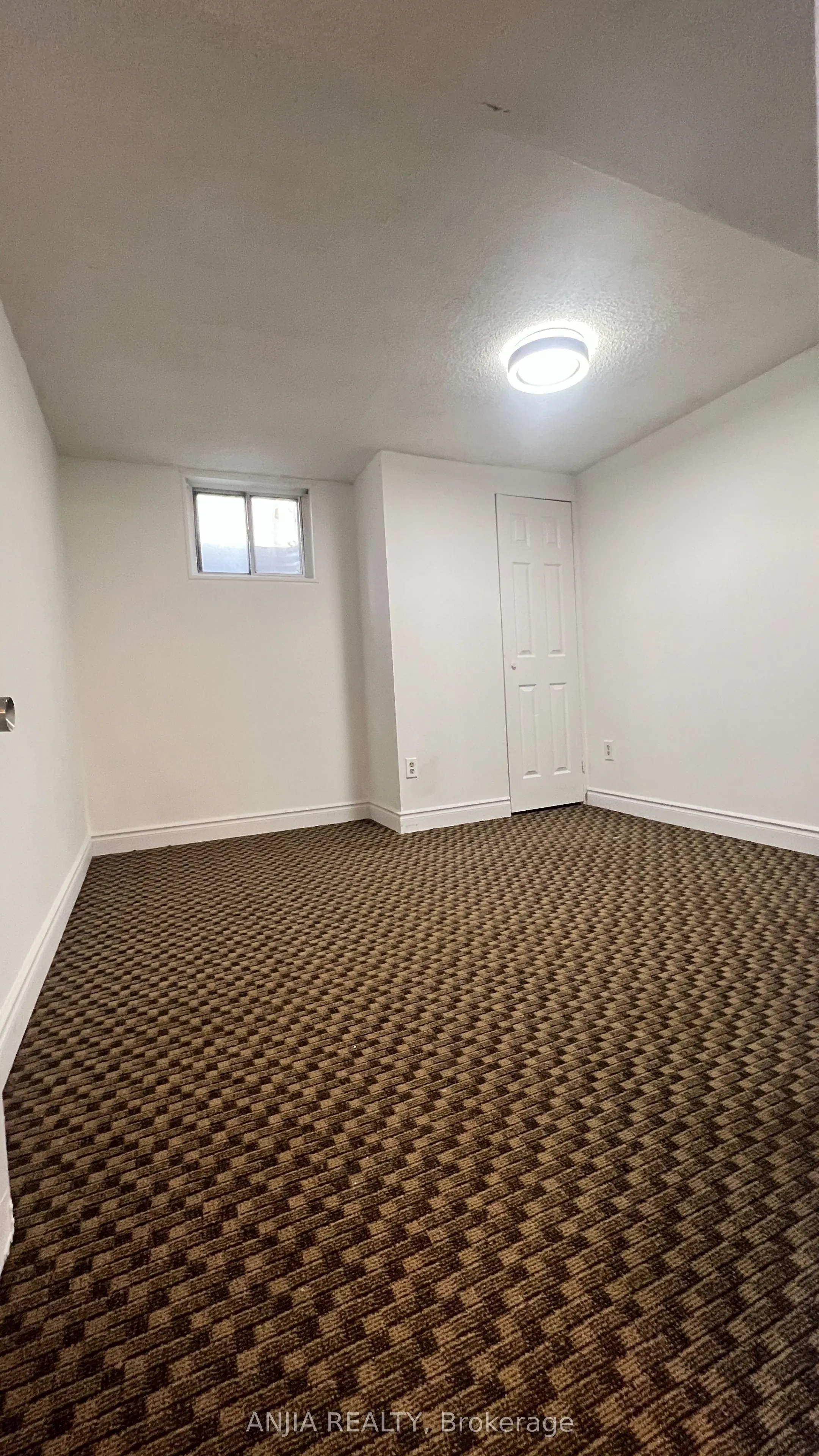 6 Hillcroft Drive, #Basement