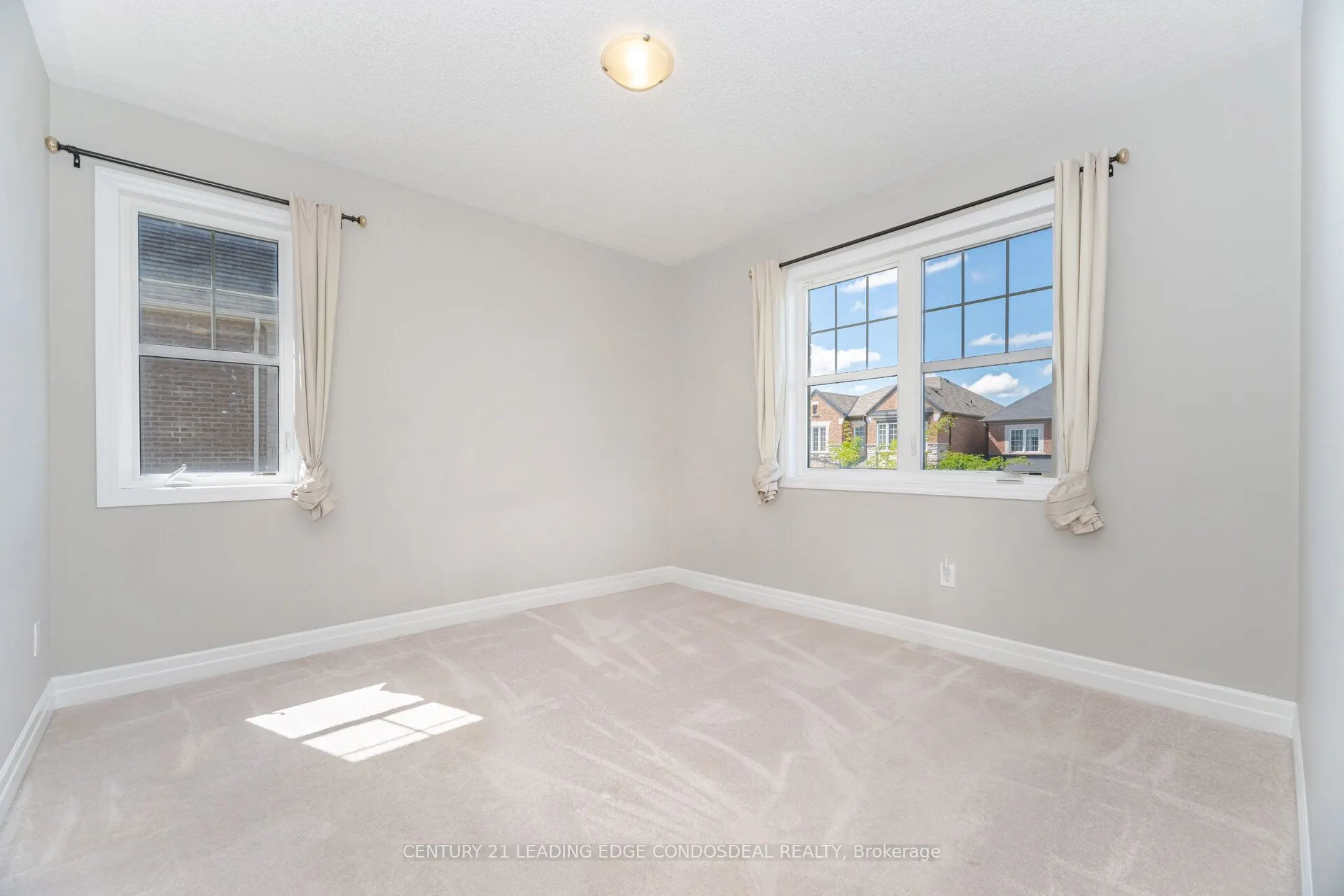 65 Novan Crescent