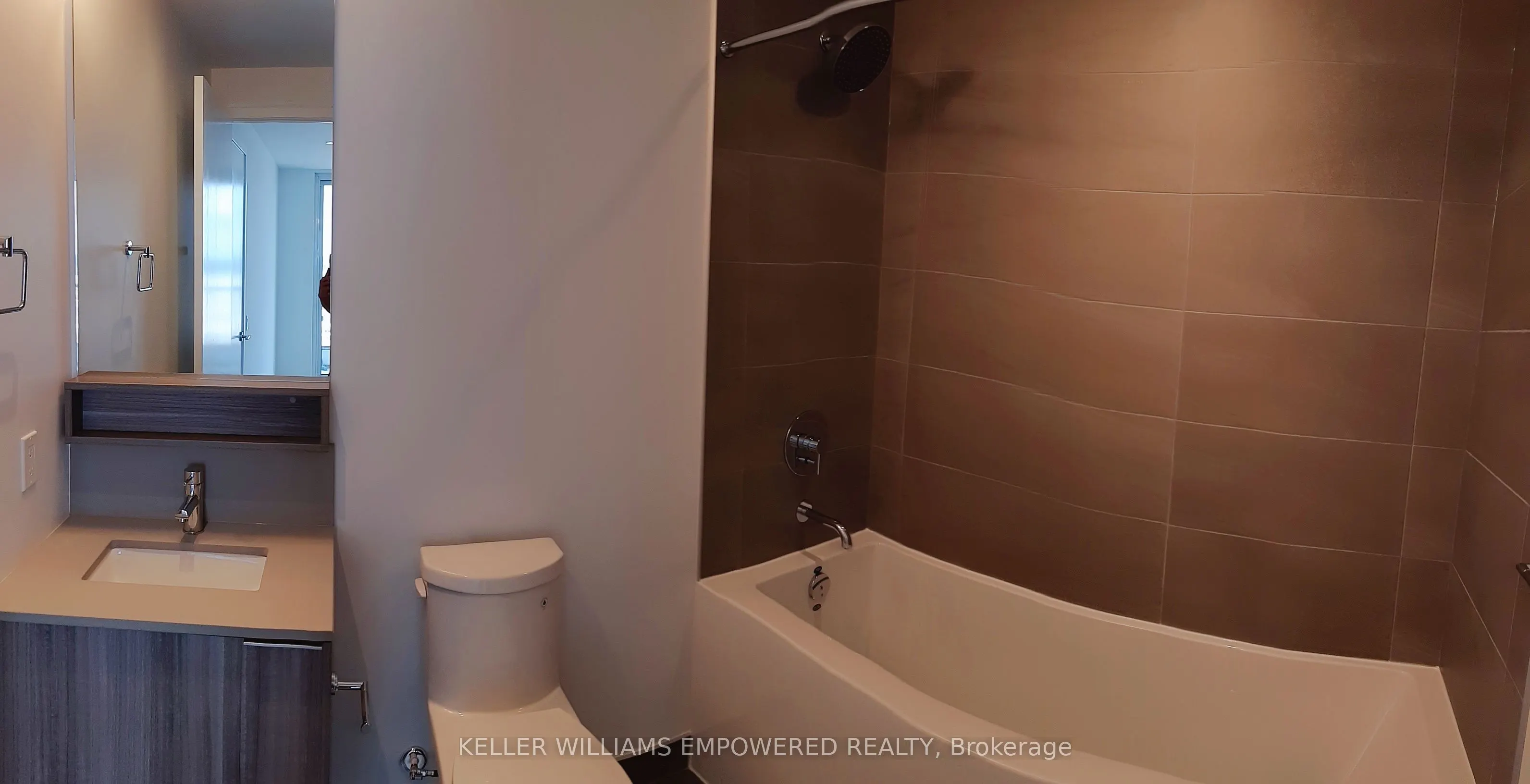 898 Portage Parkway, #3202