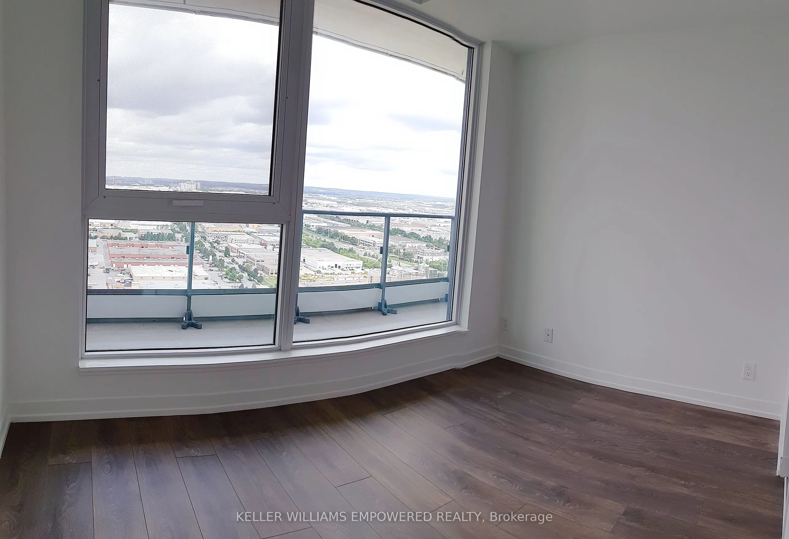 898 Portage Parkway, #3202