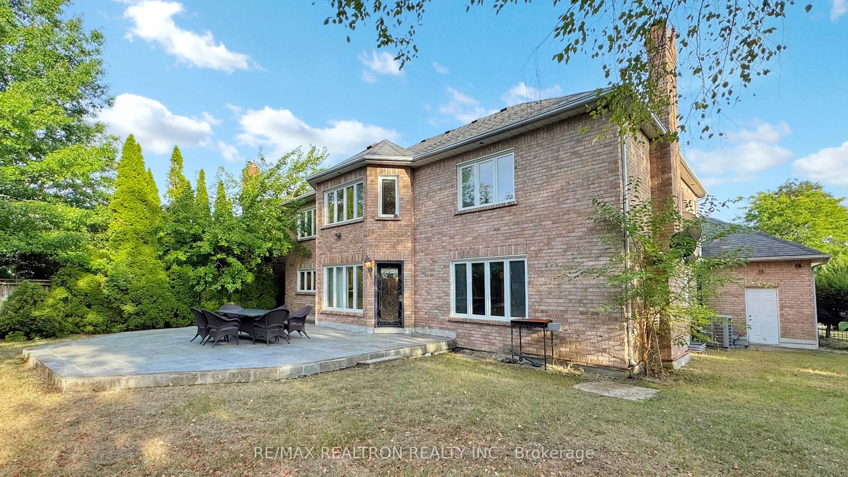 61 Glenayr Road