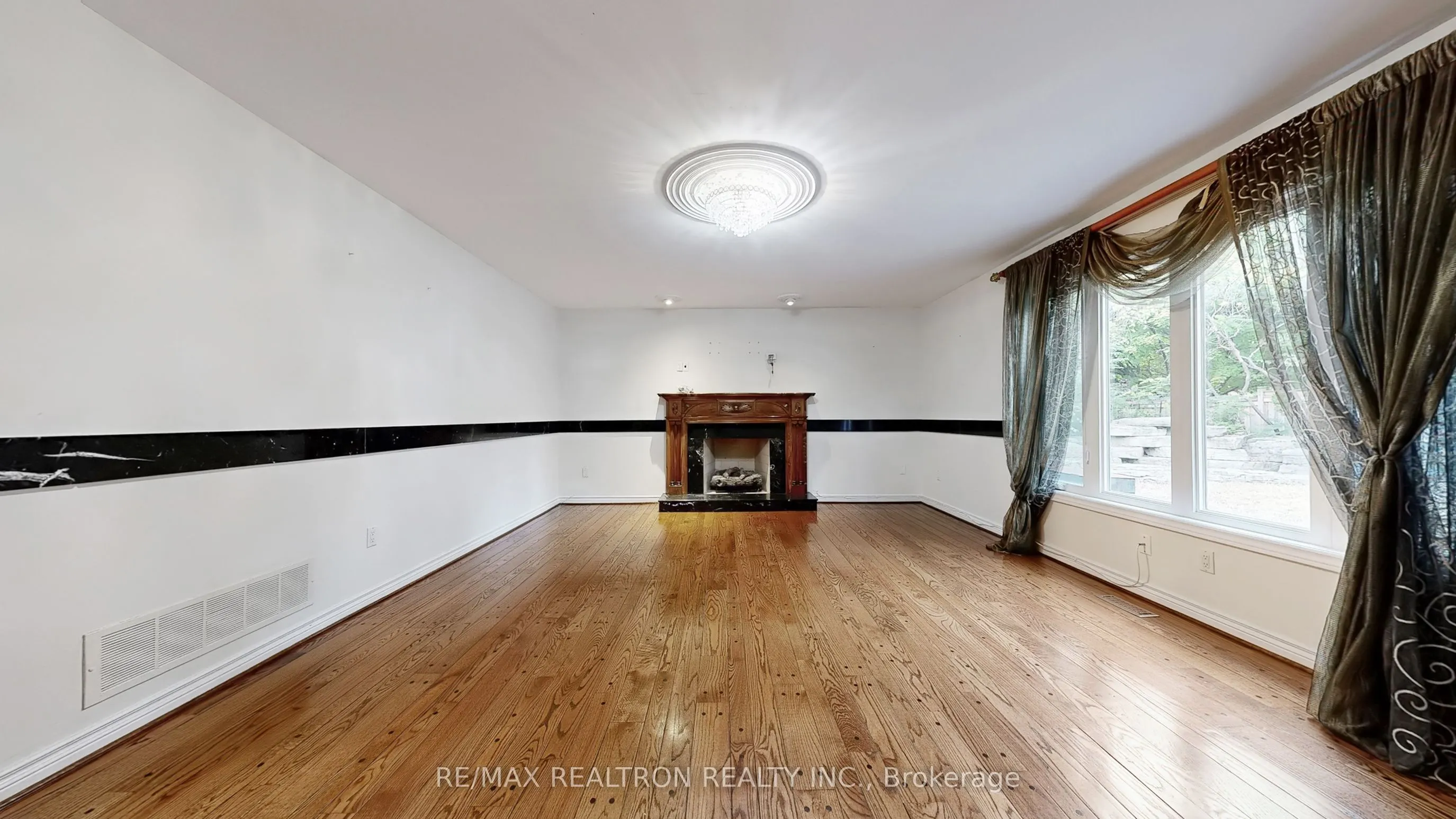 61 Glenayr Road