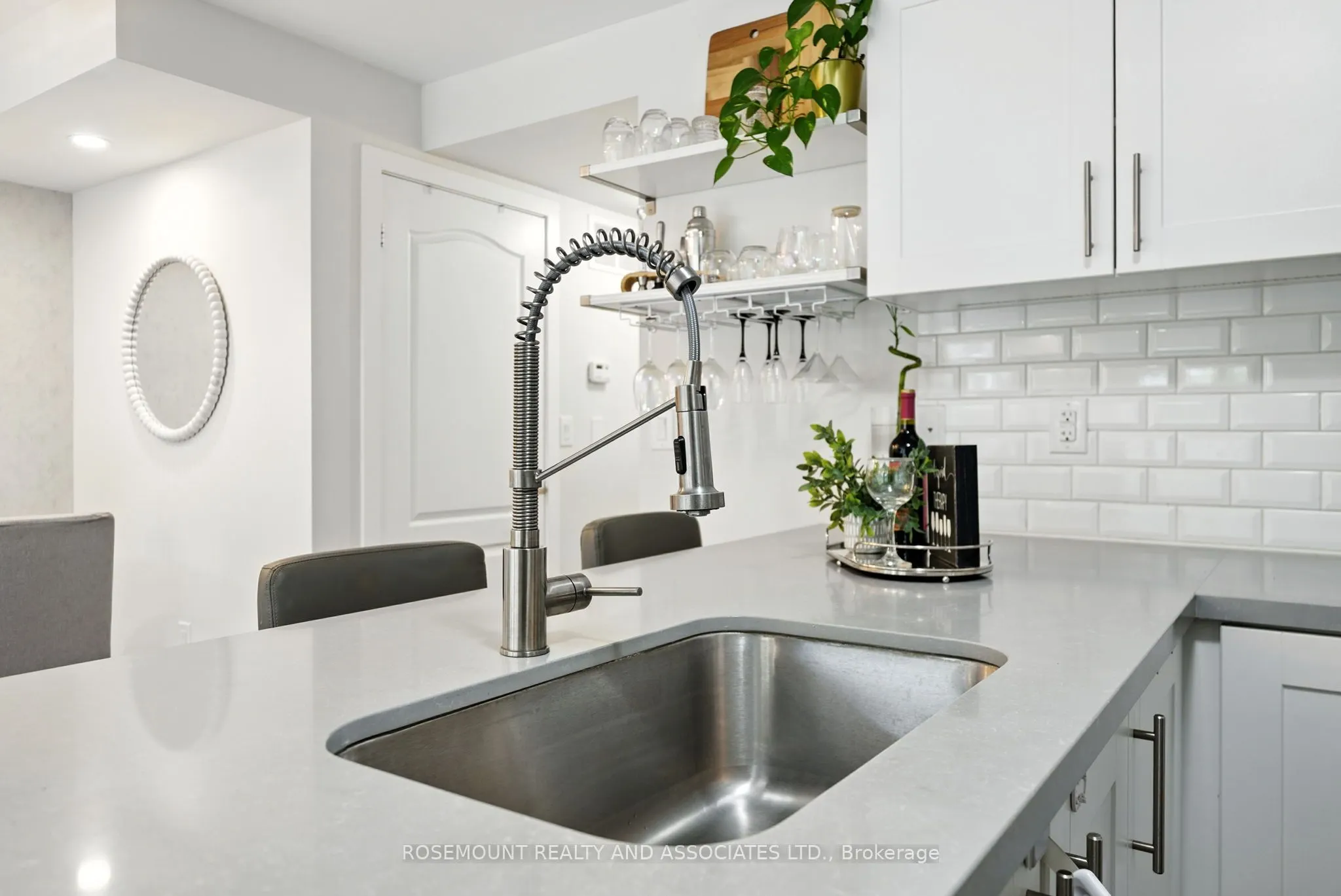 15 Westmeath Lane, #2901