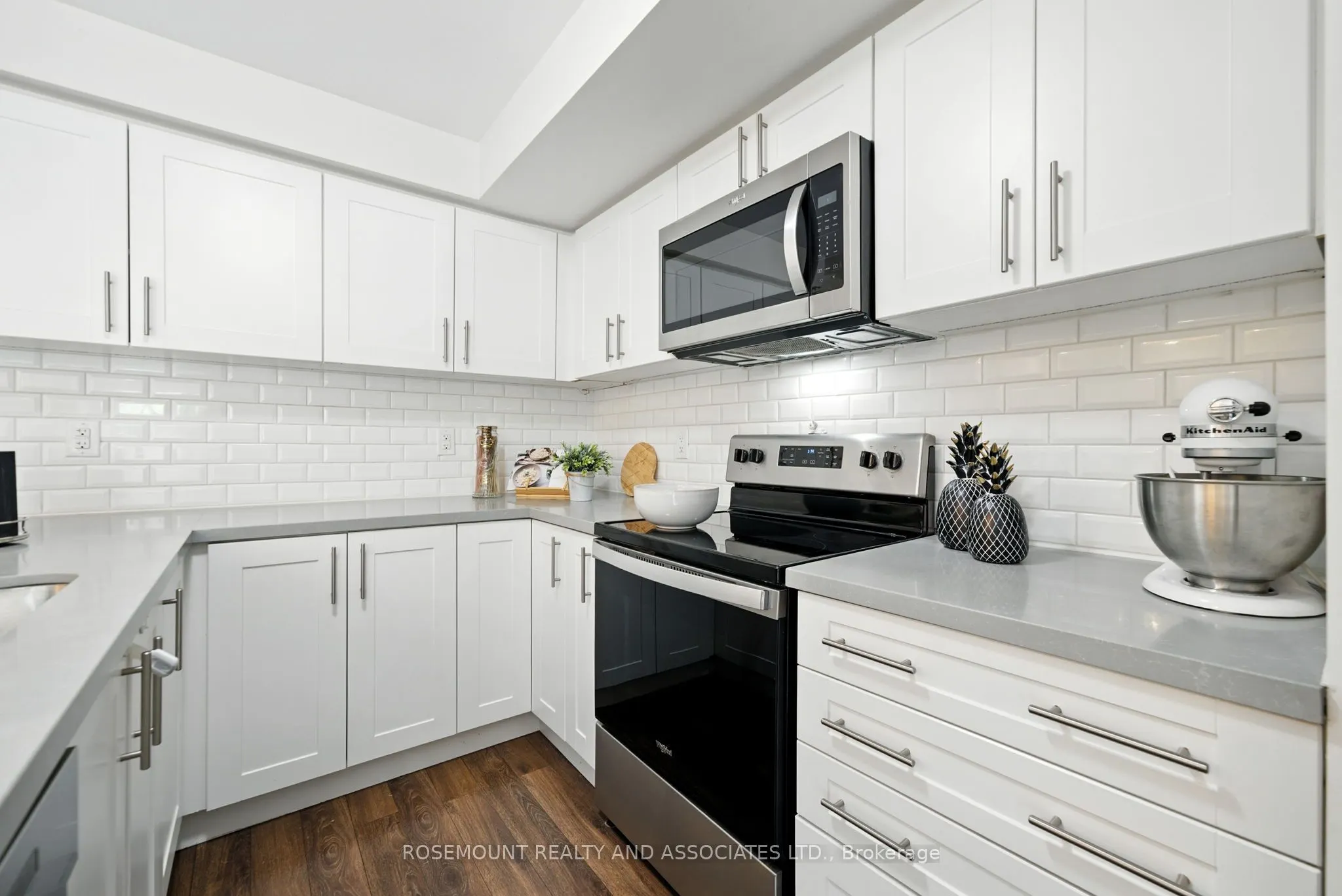 15 Westmeath Lane, #2901