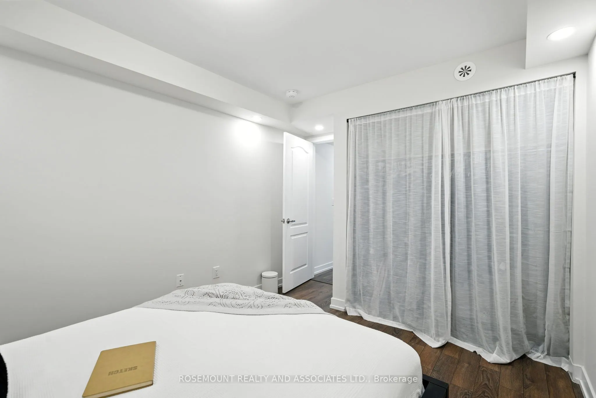 15 Westmeath Lane, #2901