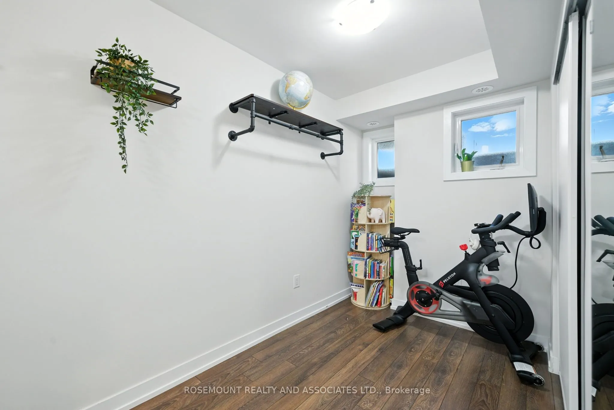 15 Westmeath Lane, #2901