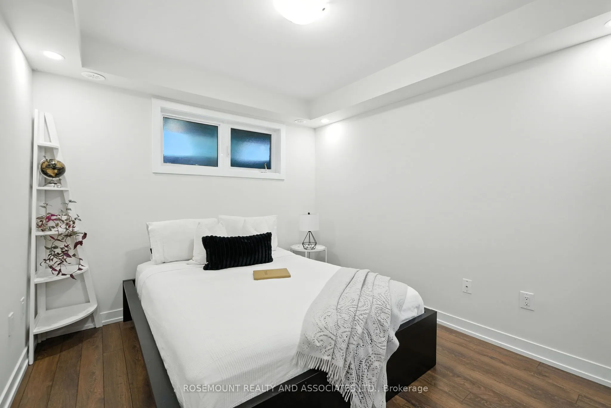 15 Westmeath Lane, #2901