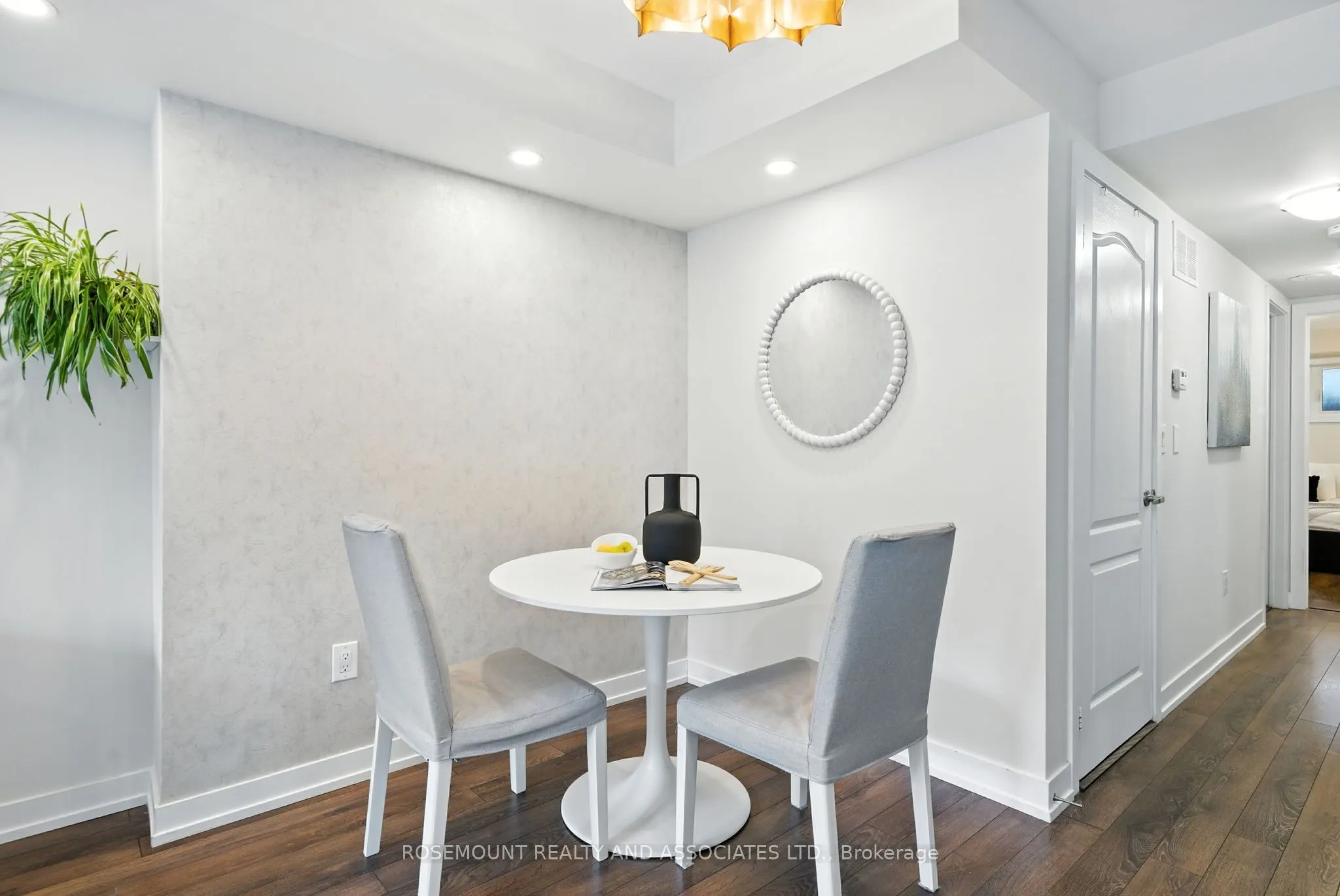 15 Westmeath Lane, #2901
