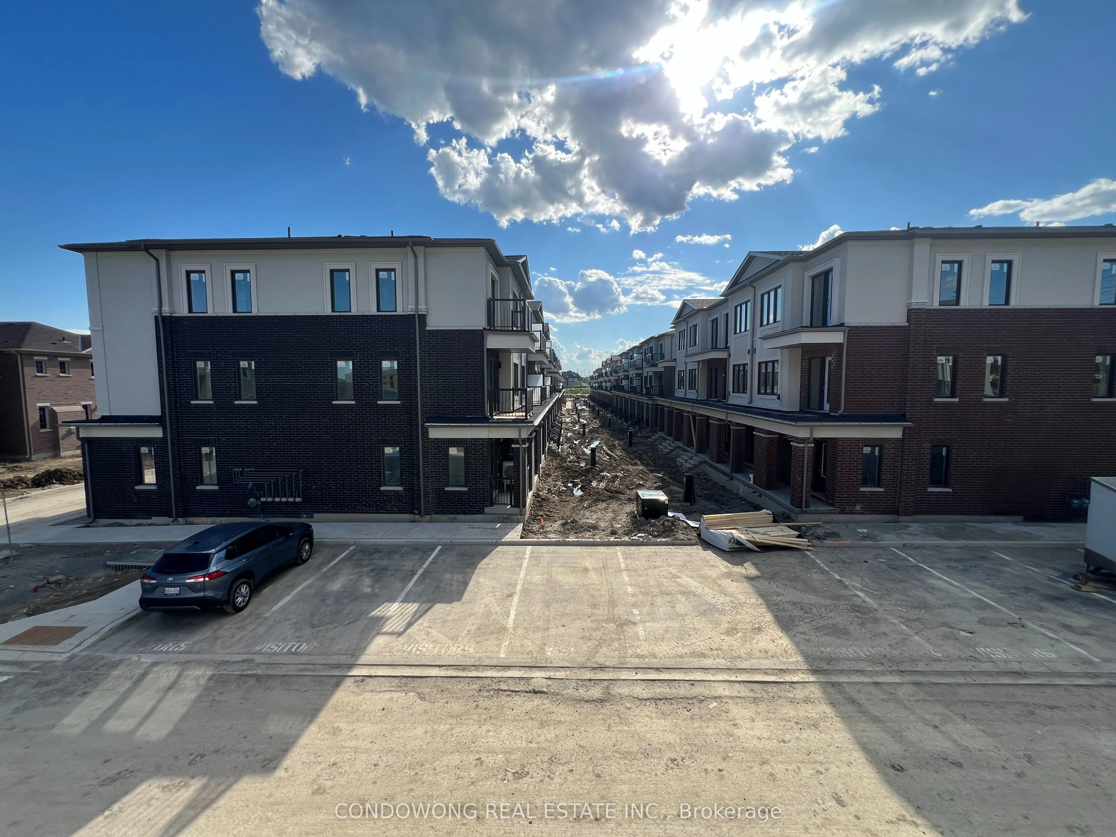 6 Matawin Lane, #141