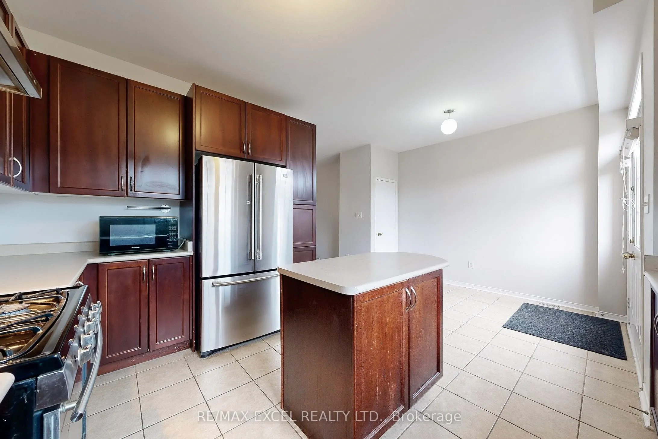 35 Cardrew Street