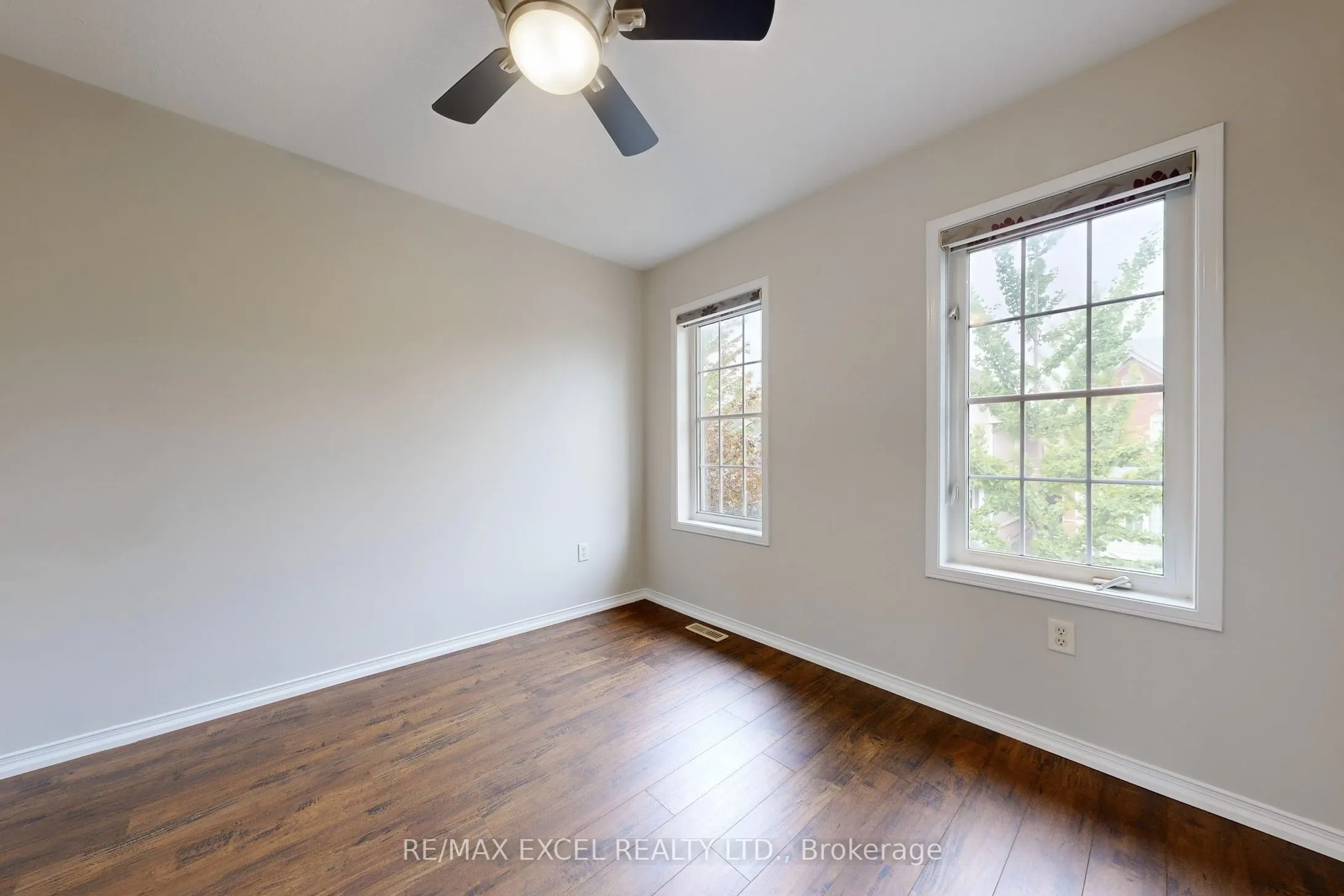 35 Cardrew Street