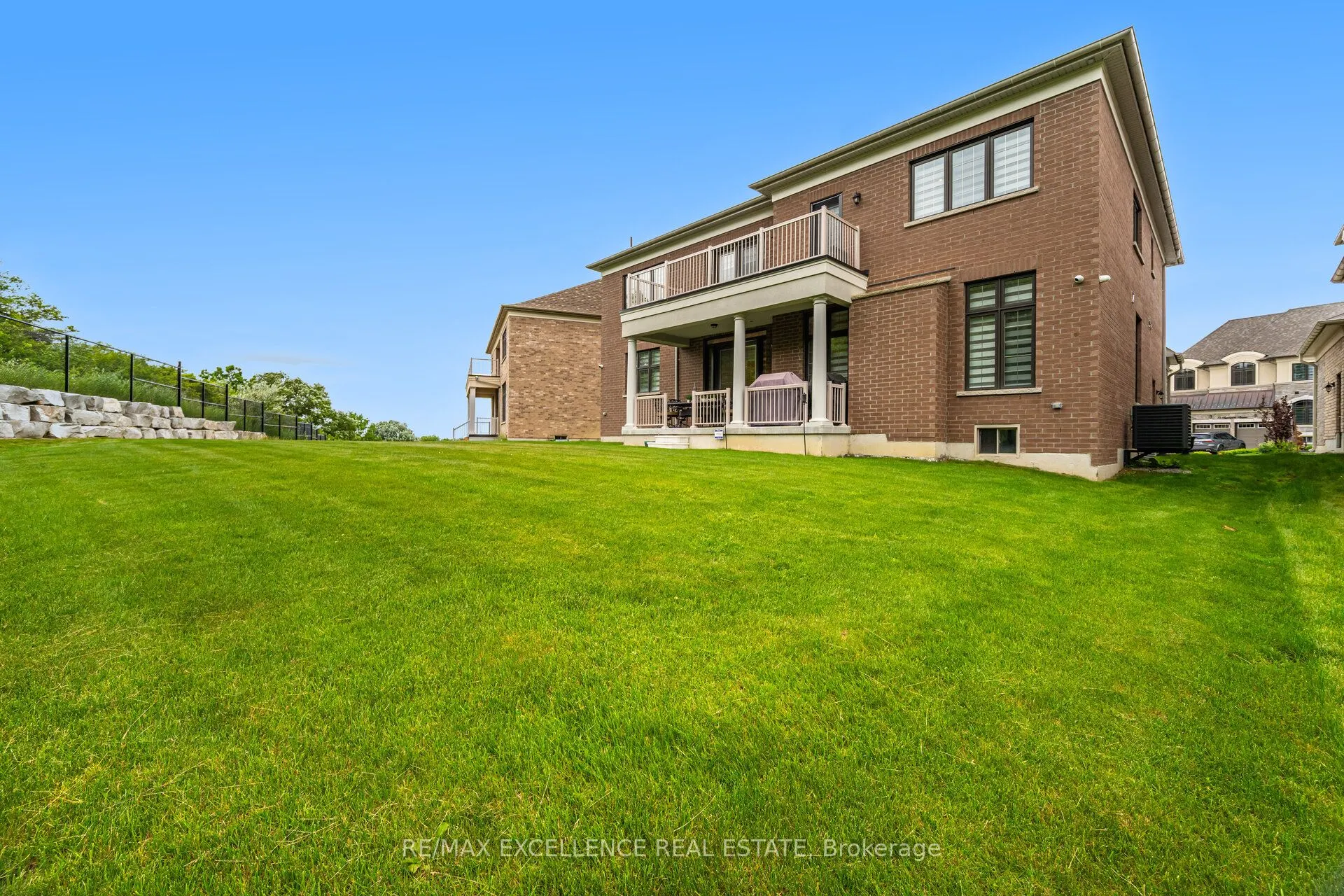 78 Appleyard Avenue