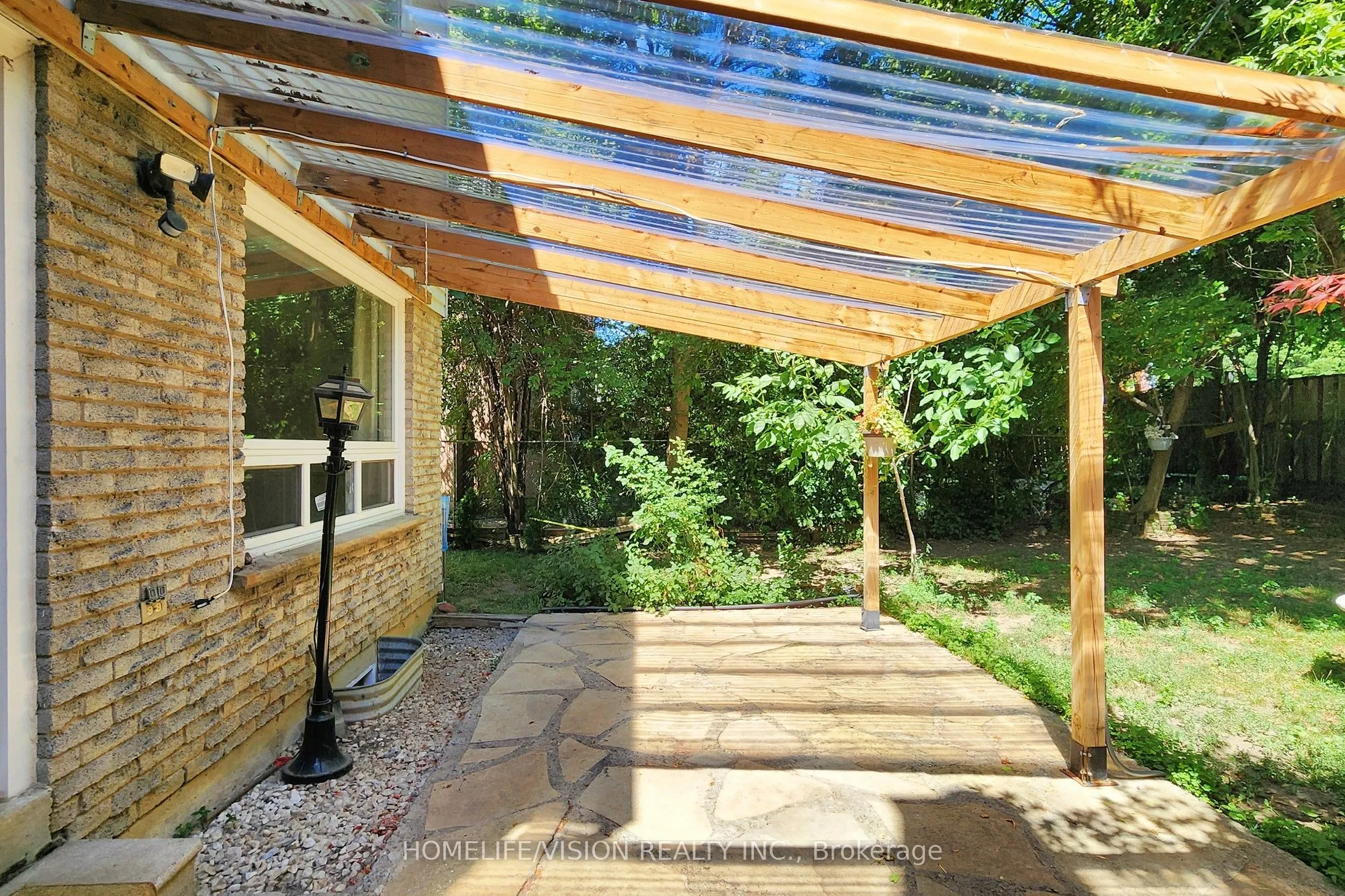 210 Castle Rock Drive