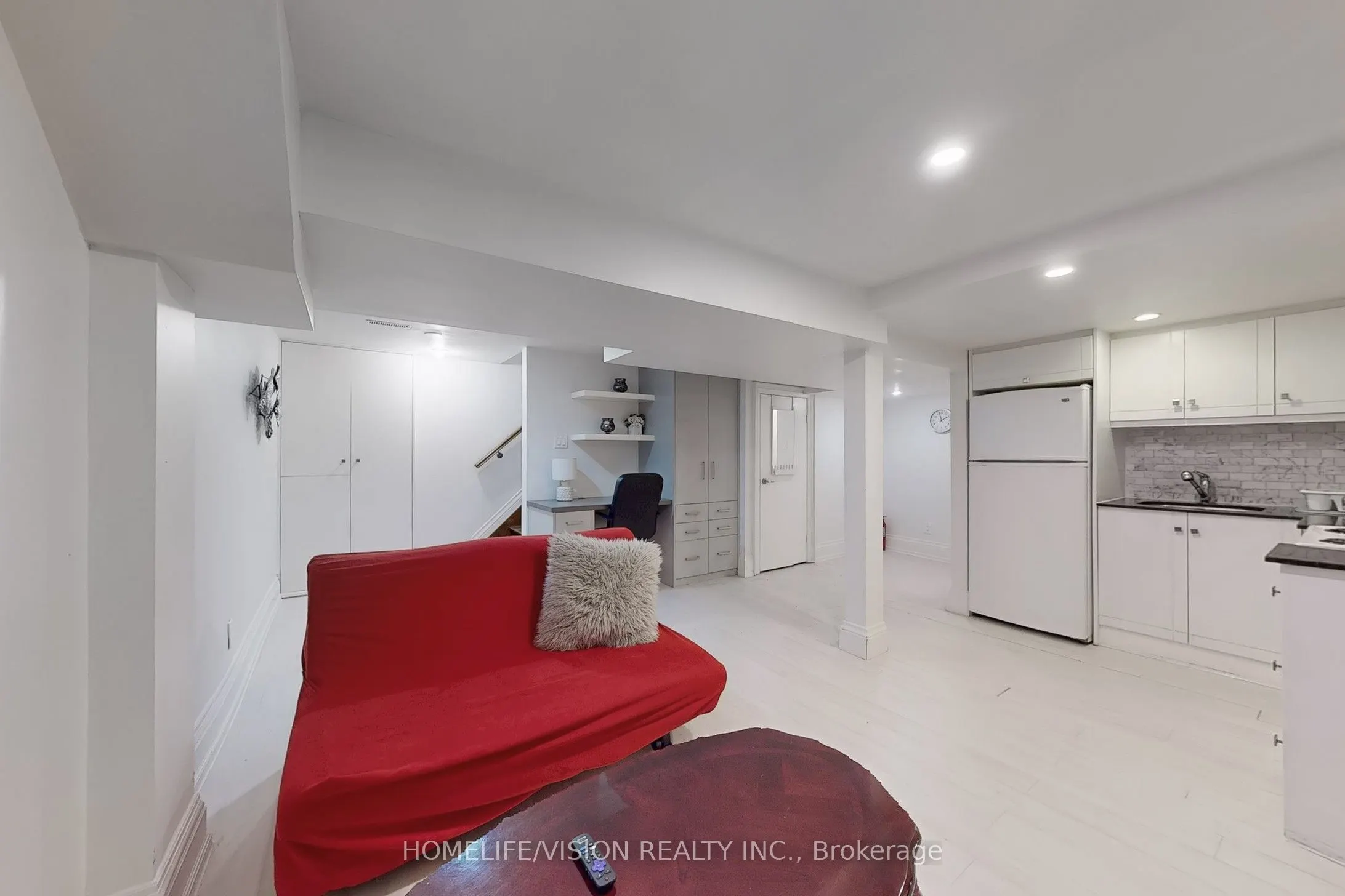 210 Castle Rock Drive