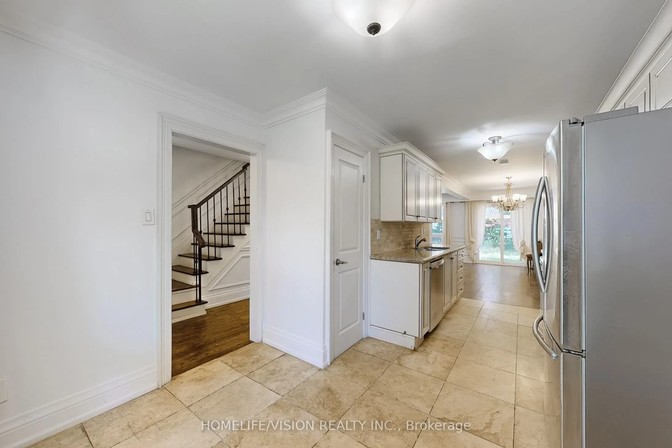 210 Castle Rock Drive