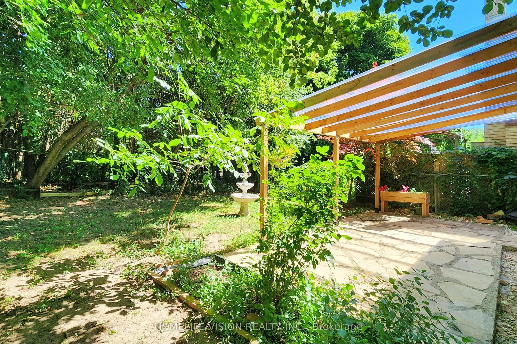 210 Castle Rock Drive
