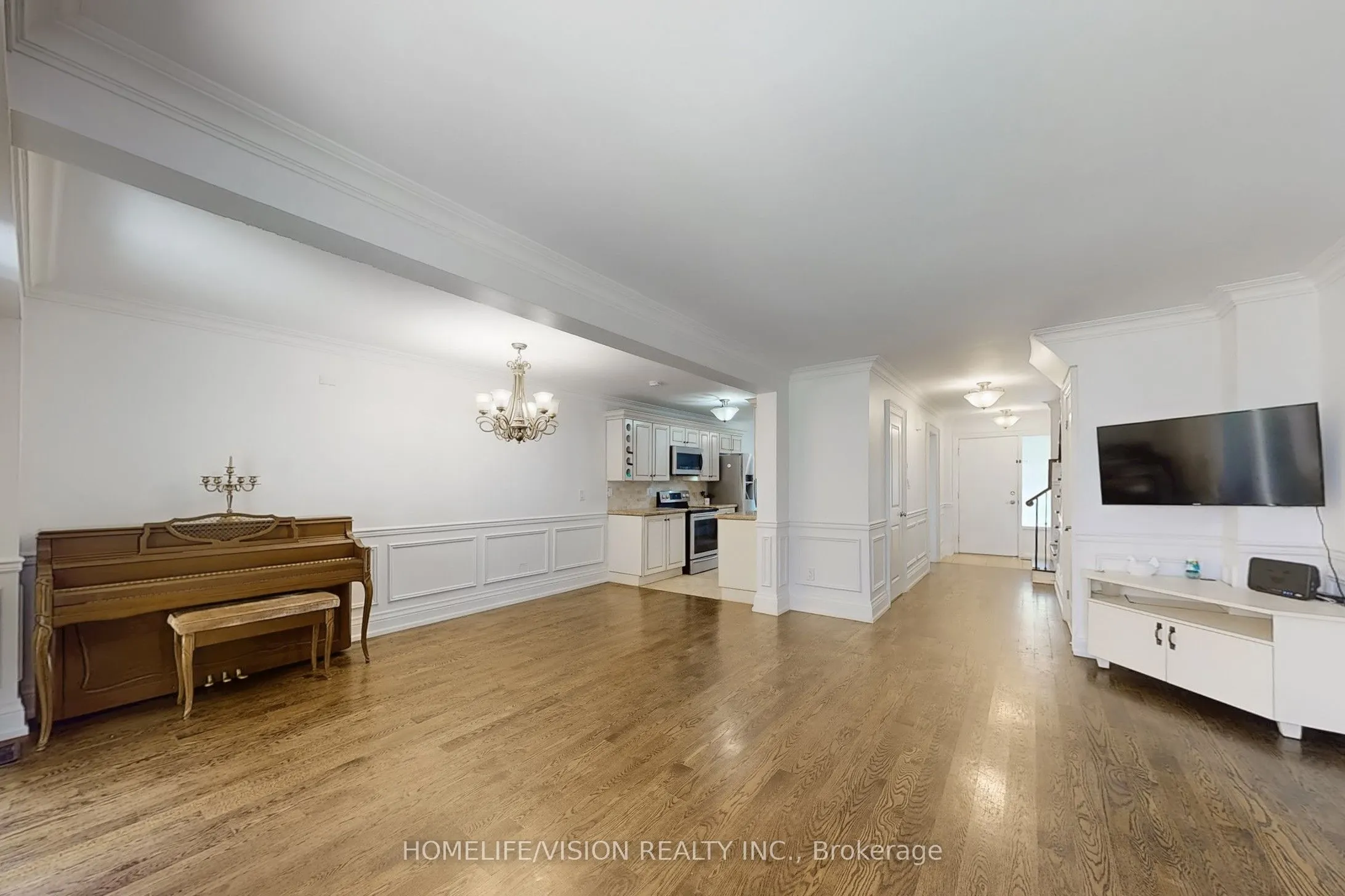 210 Castle Rock Drive