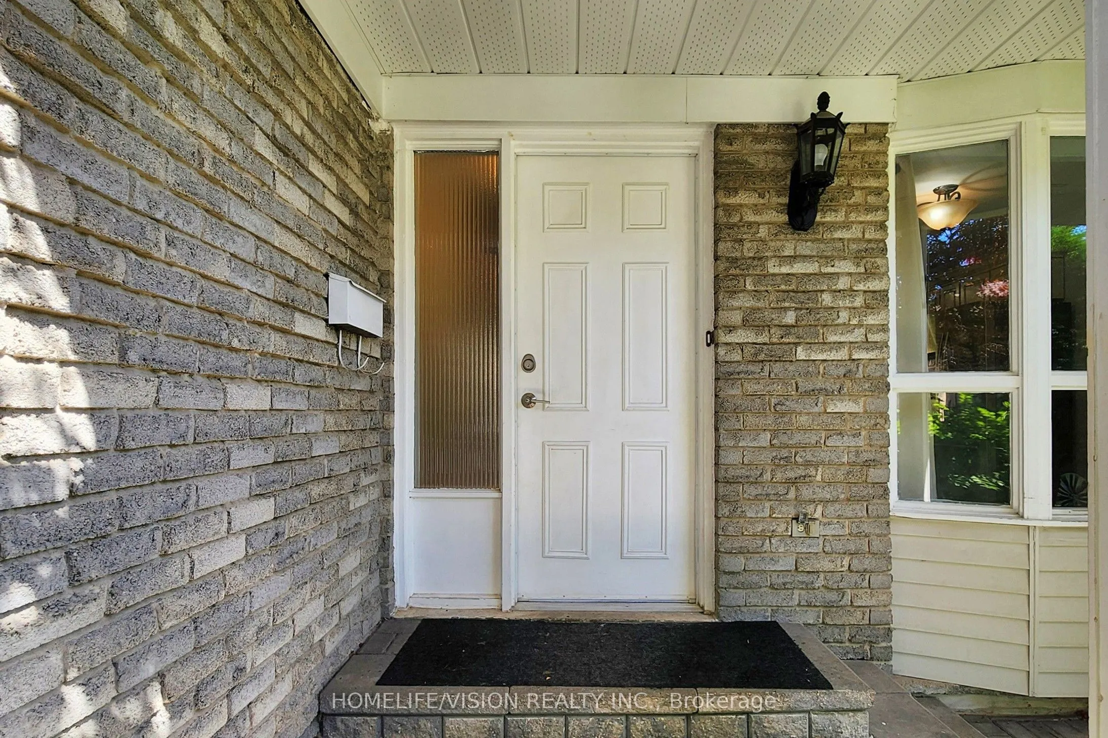 210 Castle Rock Drive
