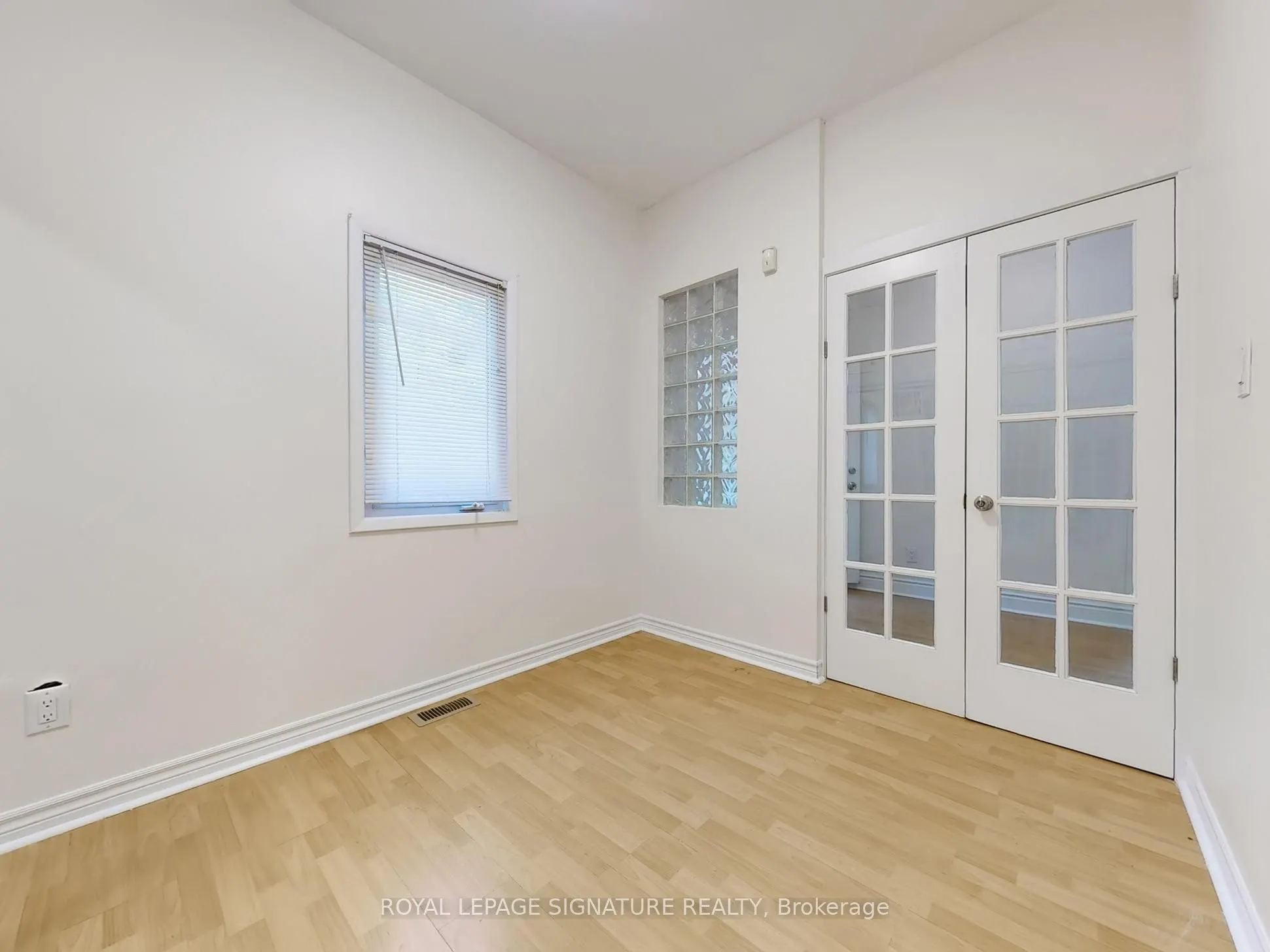 21 Yongeview Avenue, #2