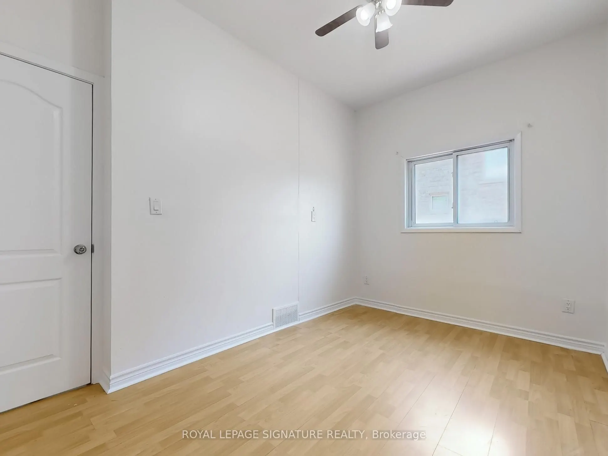 21 Yongeview Avenue, #2