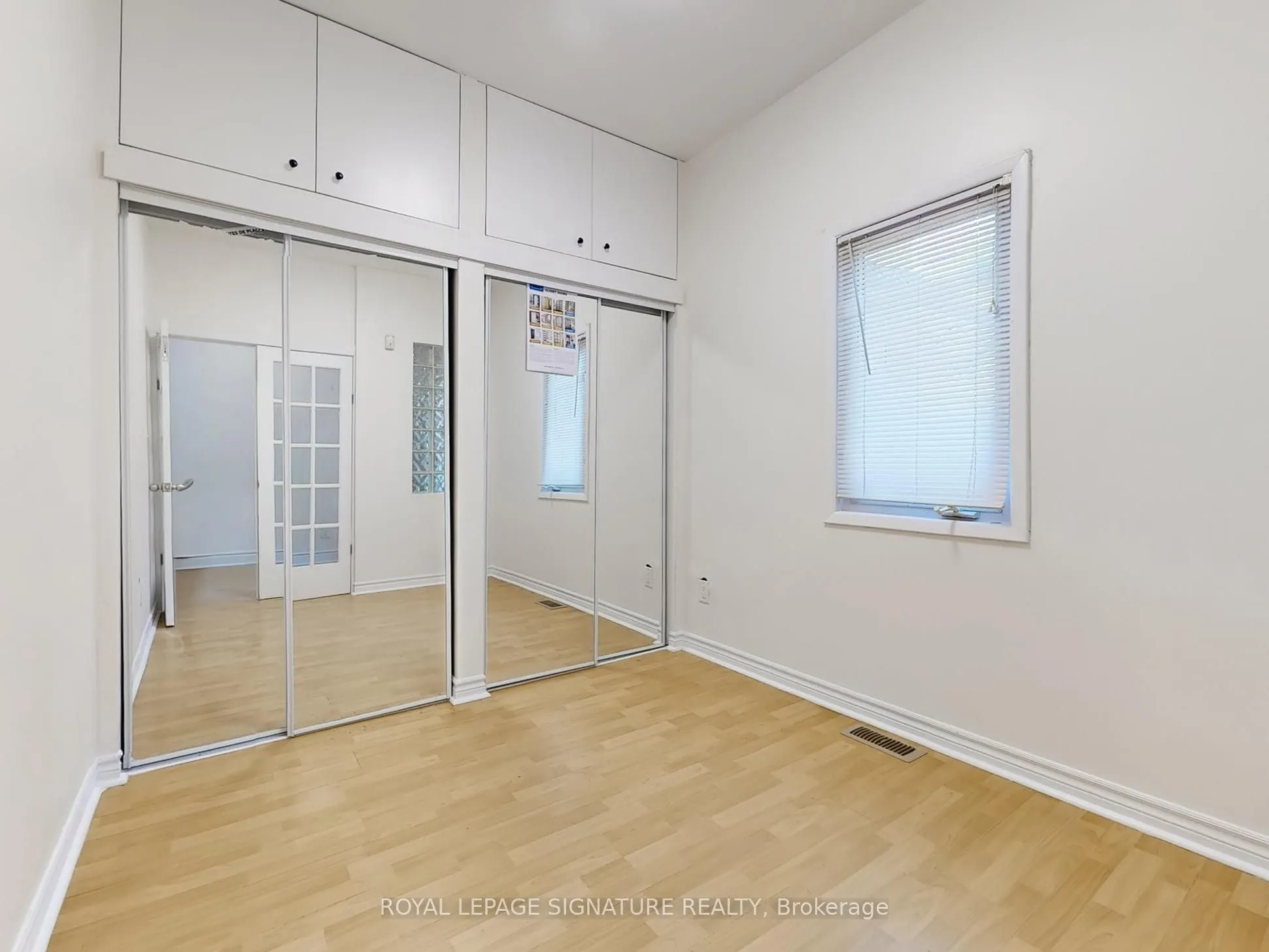 21 Yongeview Avenue, #2