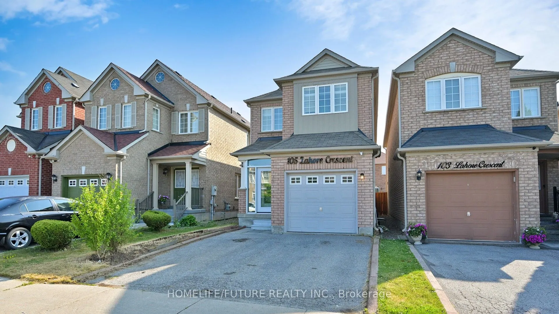 105 Lahore Crescent