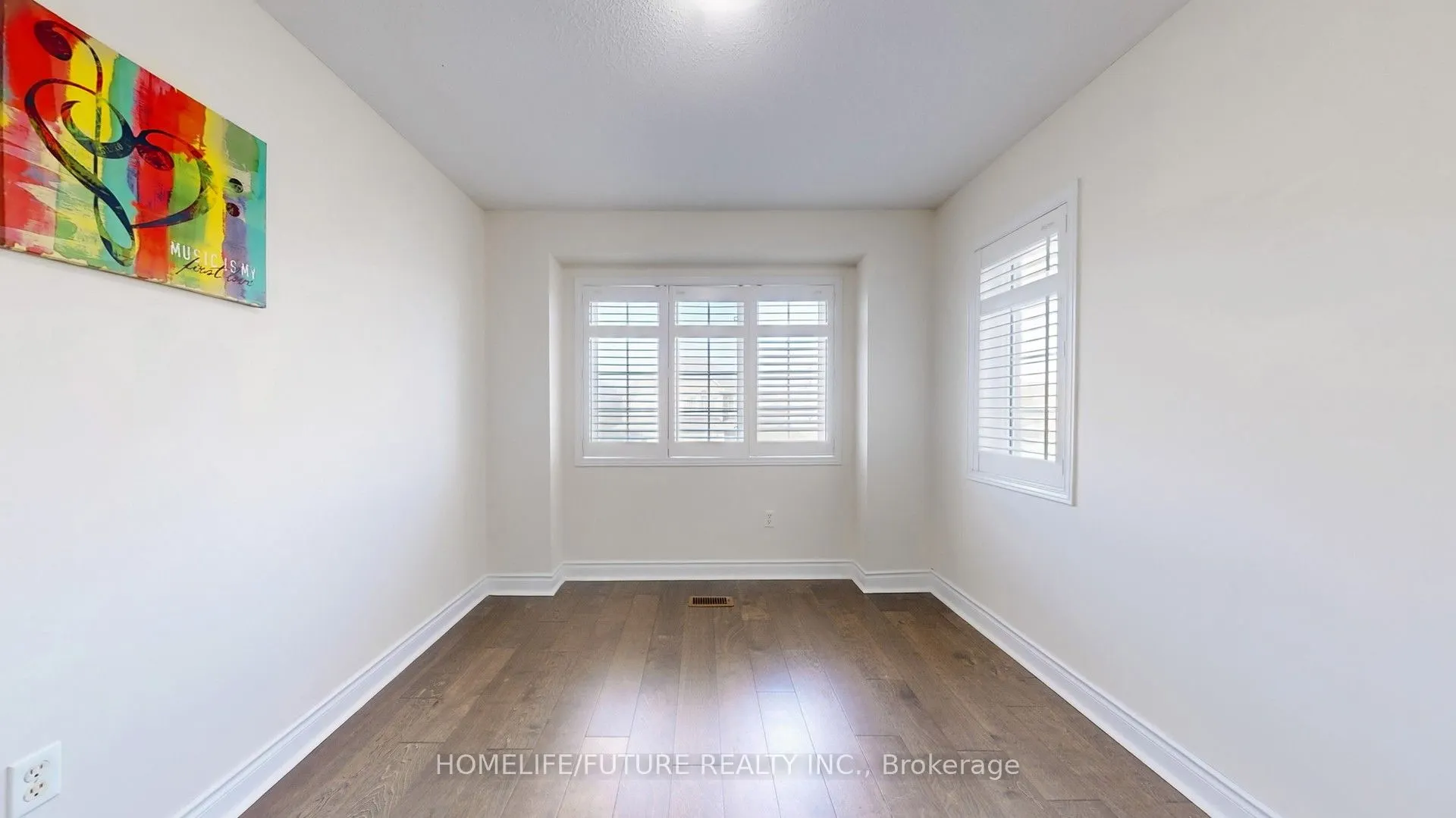 105 Lahore Crescent