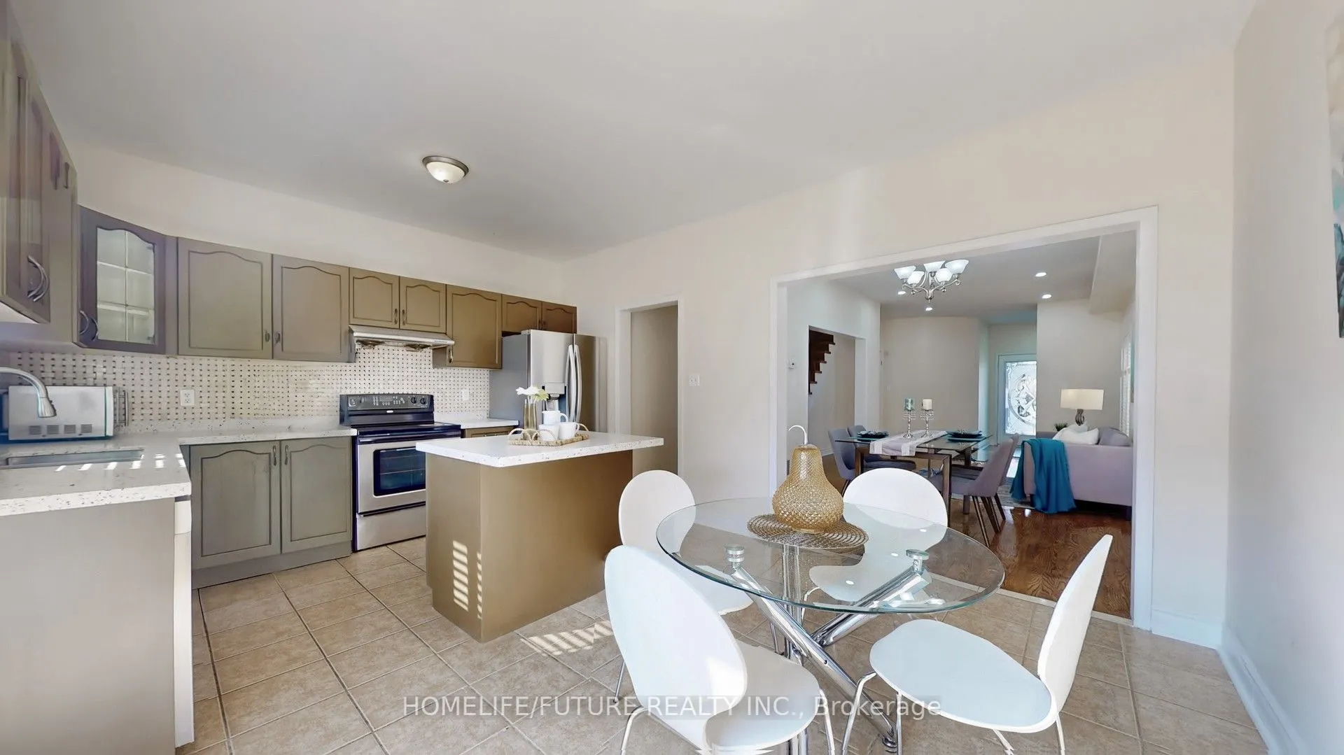 105 Lahore Crescent