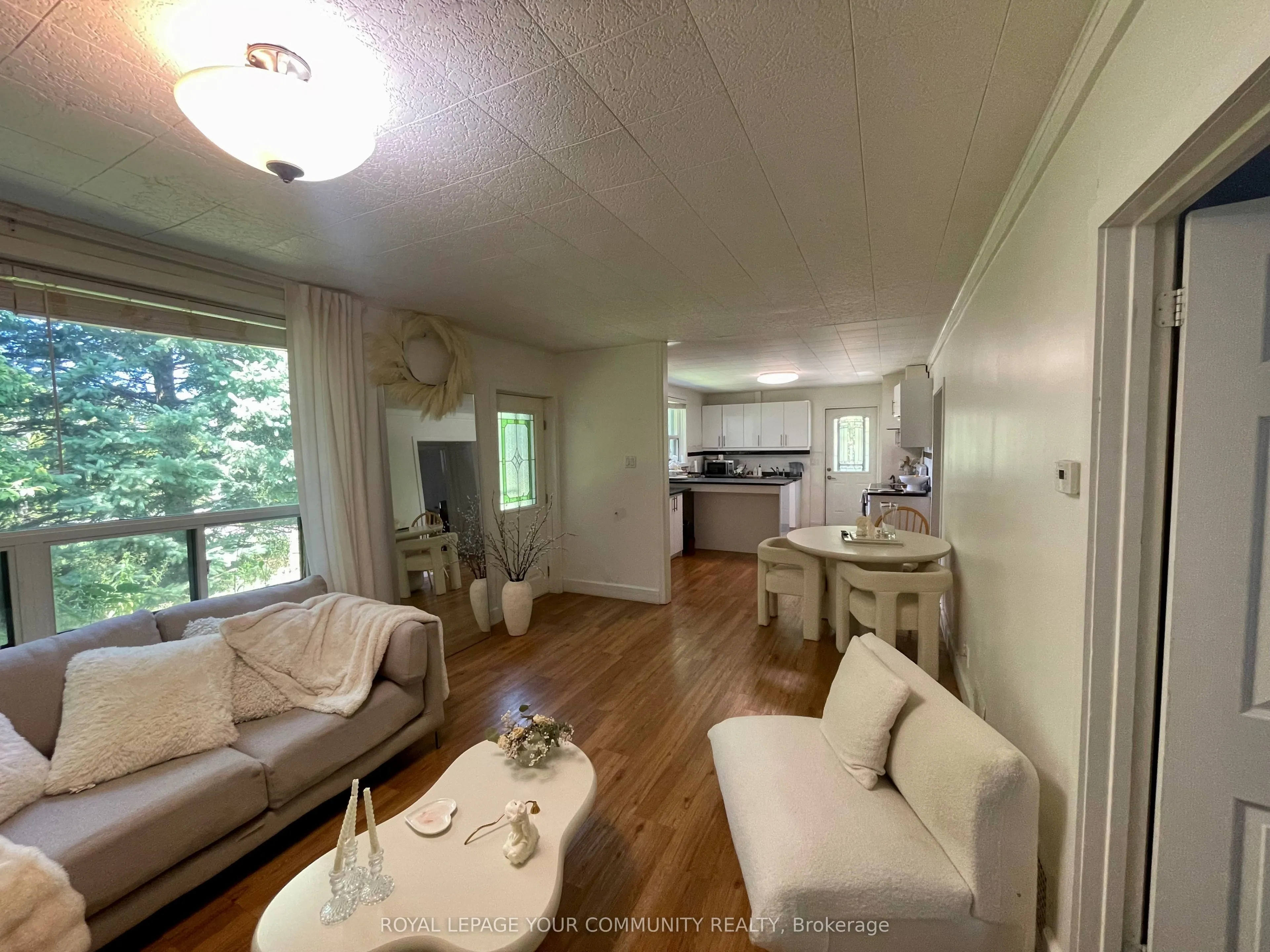 3555 17th Side Road