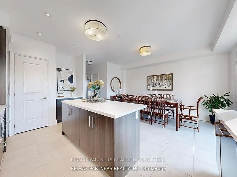 4006 Highway 7 E, #32