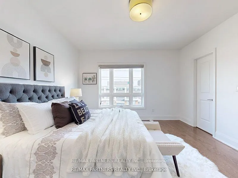 4006 Highway 7 E, #32
