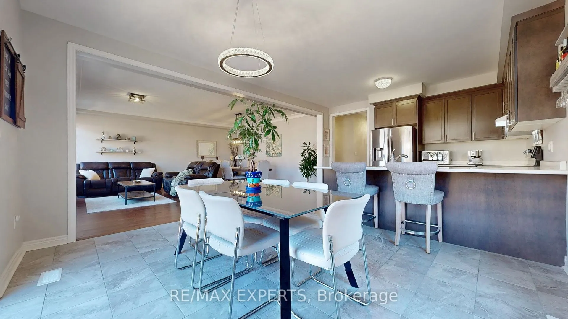 1488 Tomkins Road