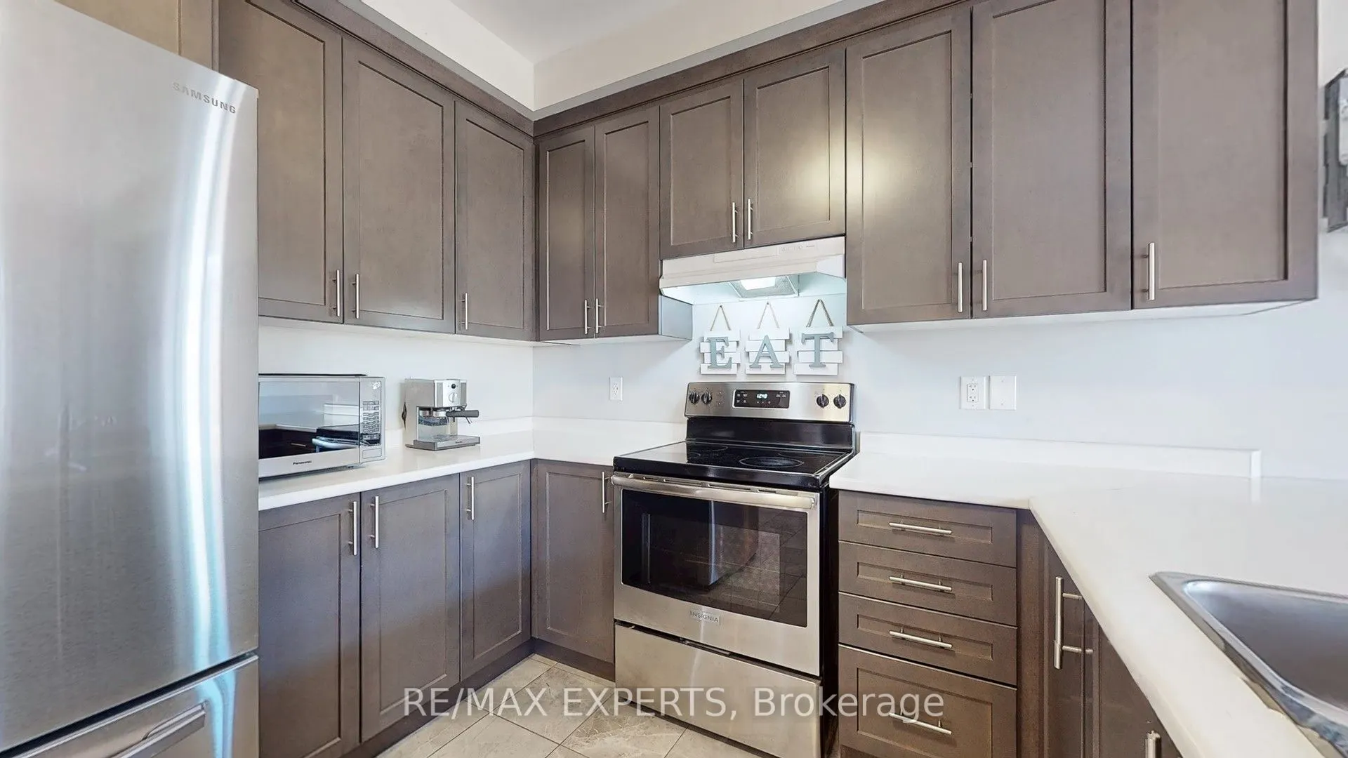 1488 Tomkins Road