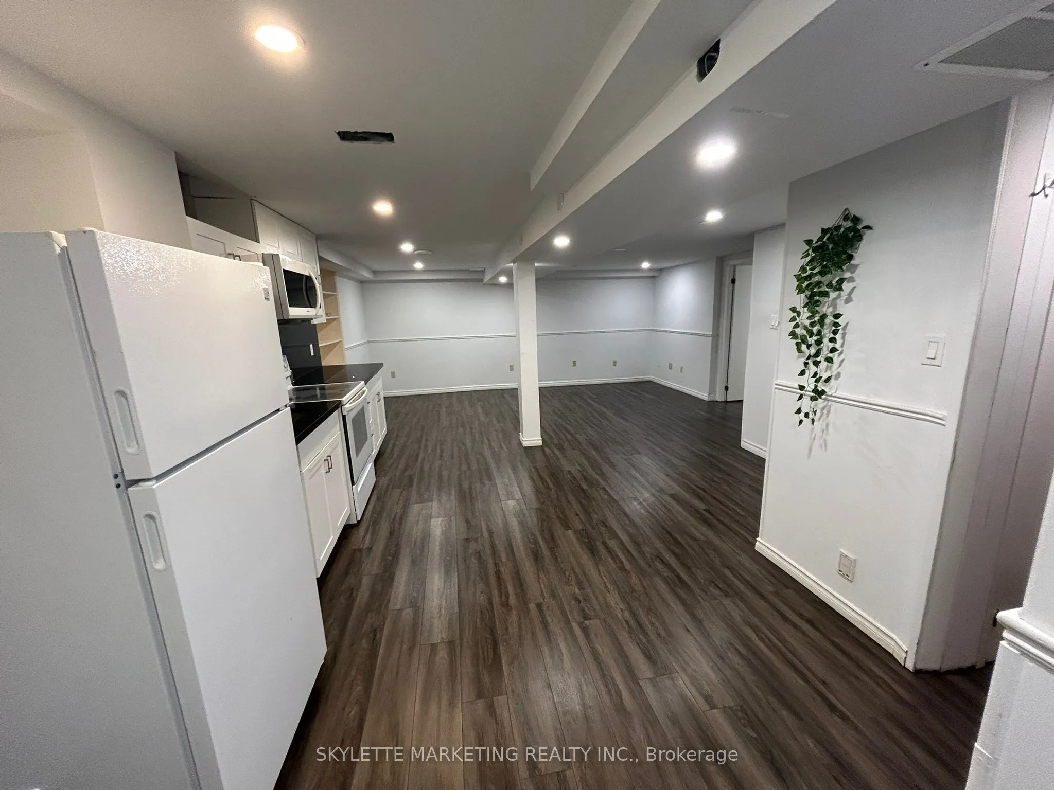 43 eleanor Circle