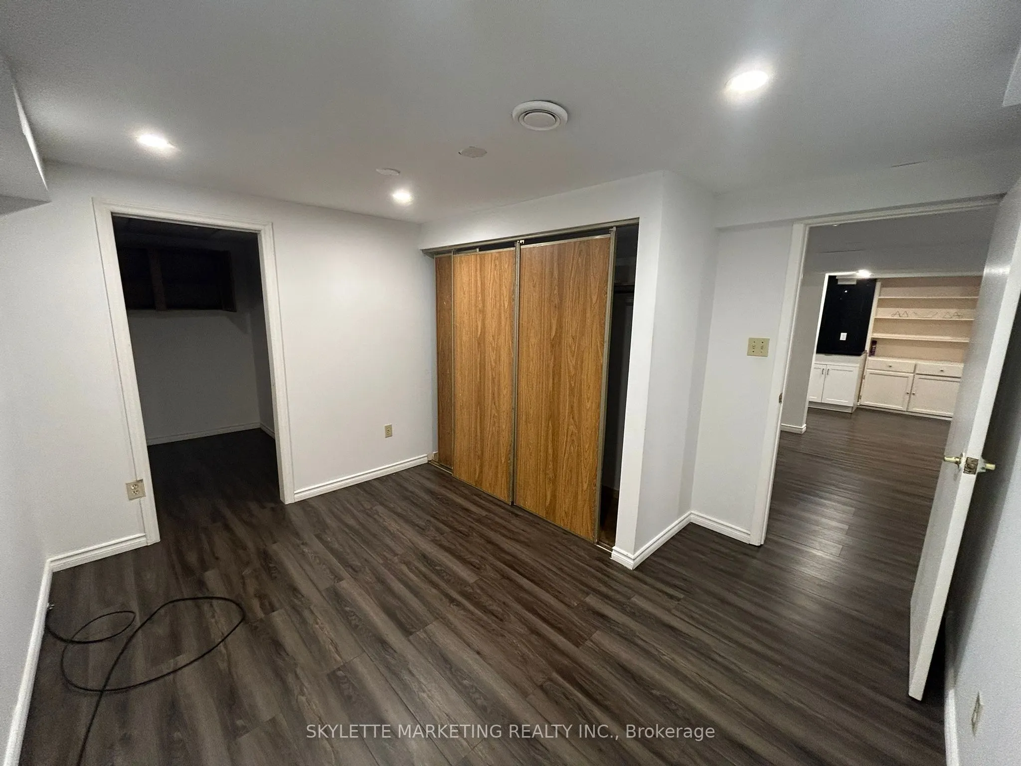43 eleanor Circle