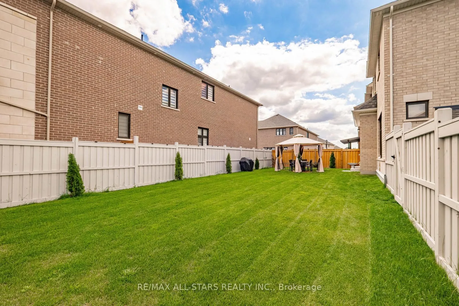 7 Ballanview Court