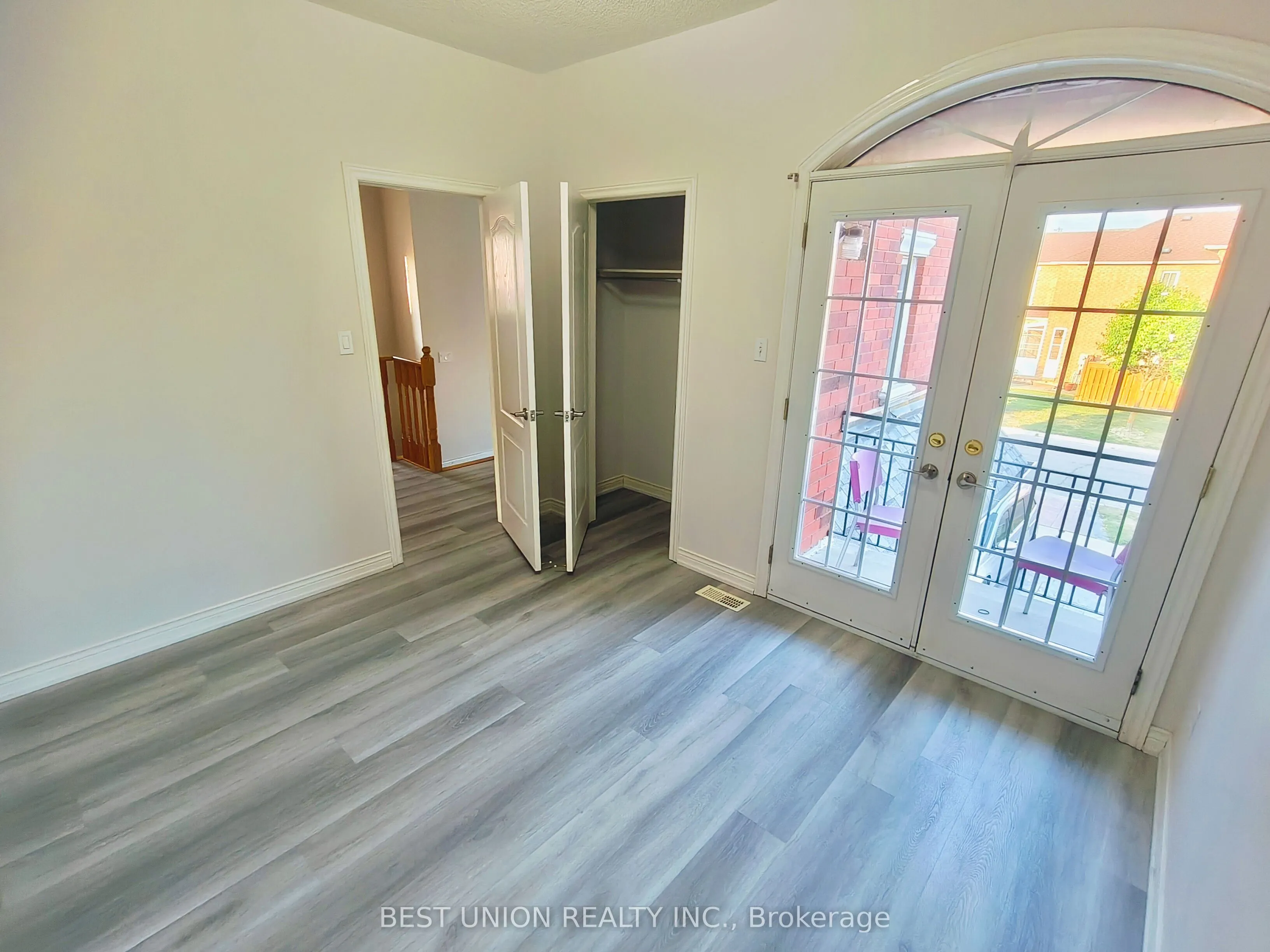 64 Manorheights Street, #Upper