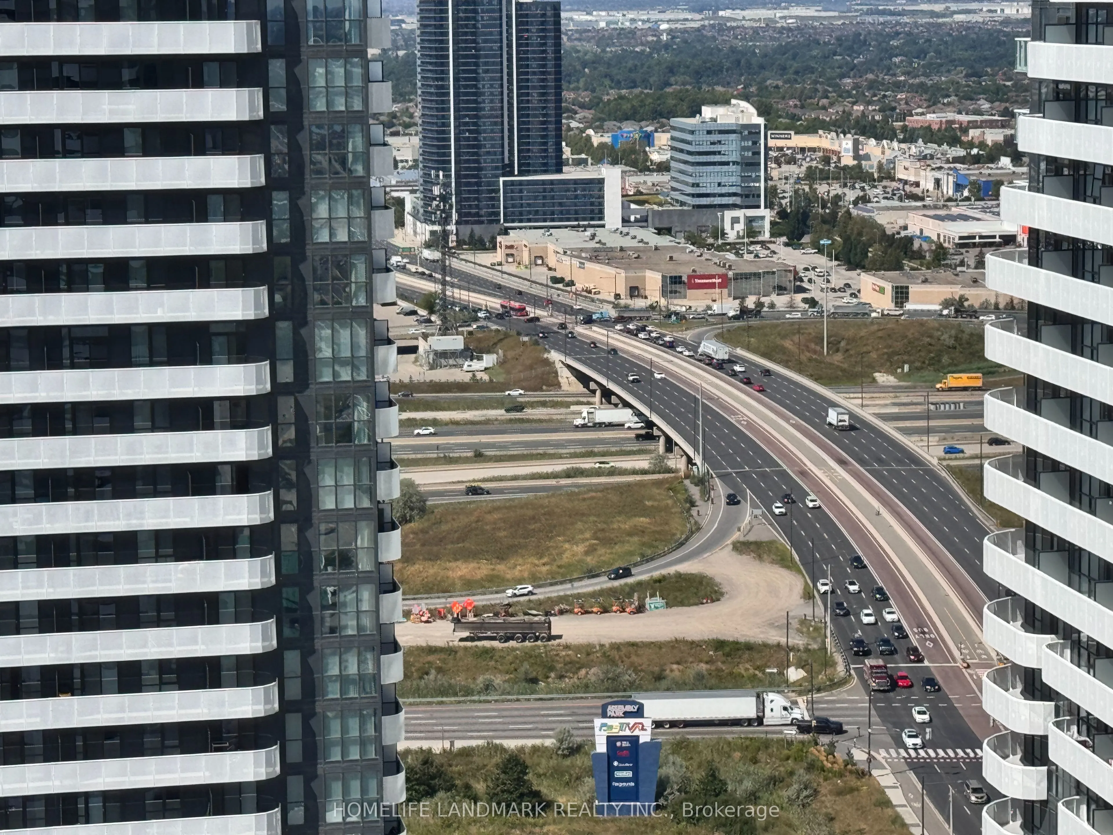 28 Interchange Way, #3701