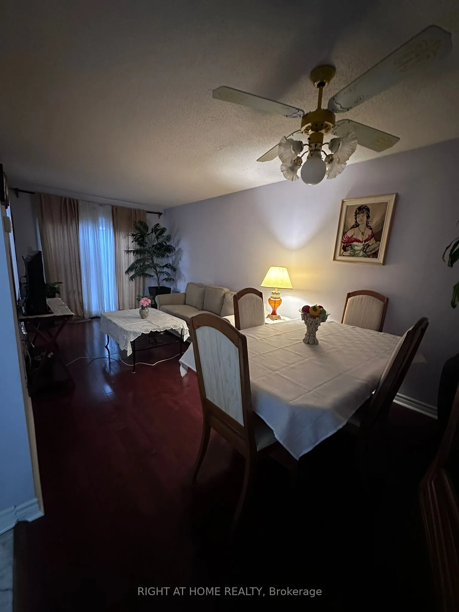 130 Dunbar Crescent