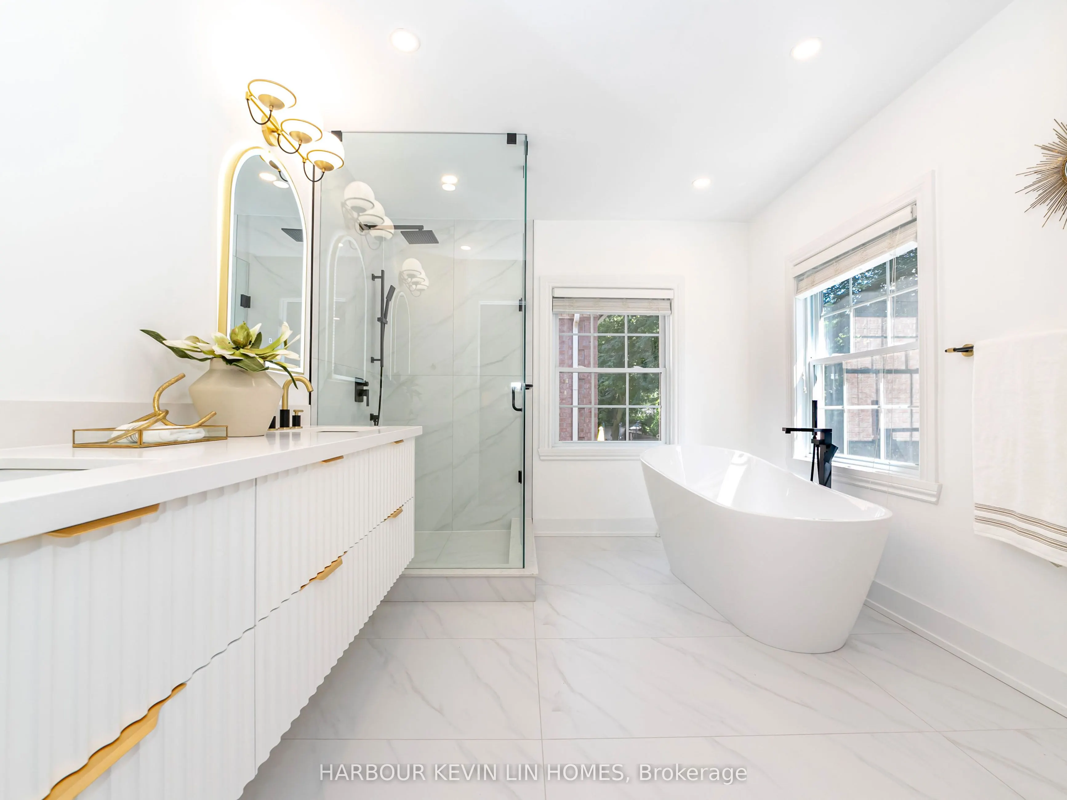 19 Willett Crescent