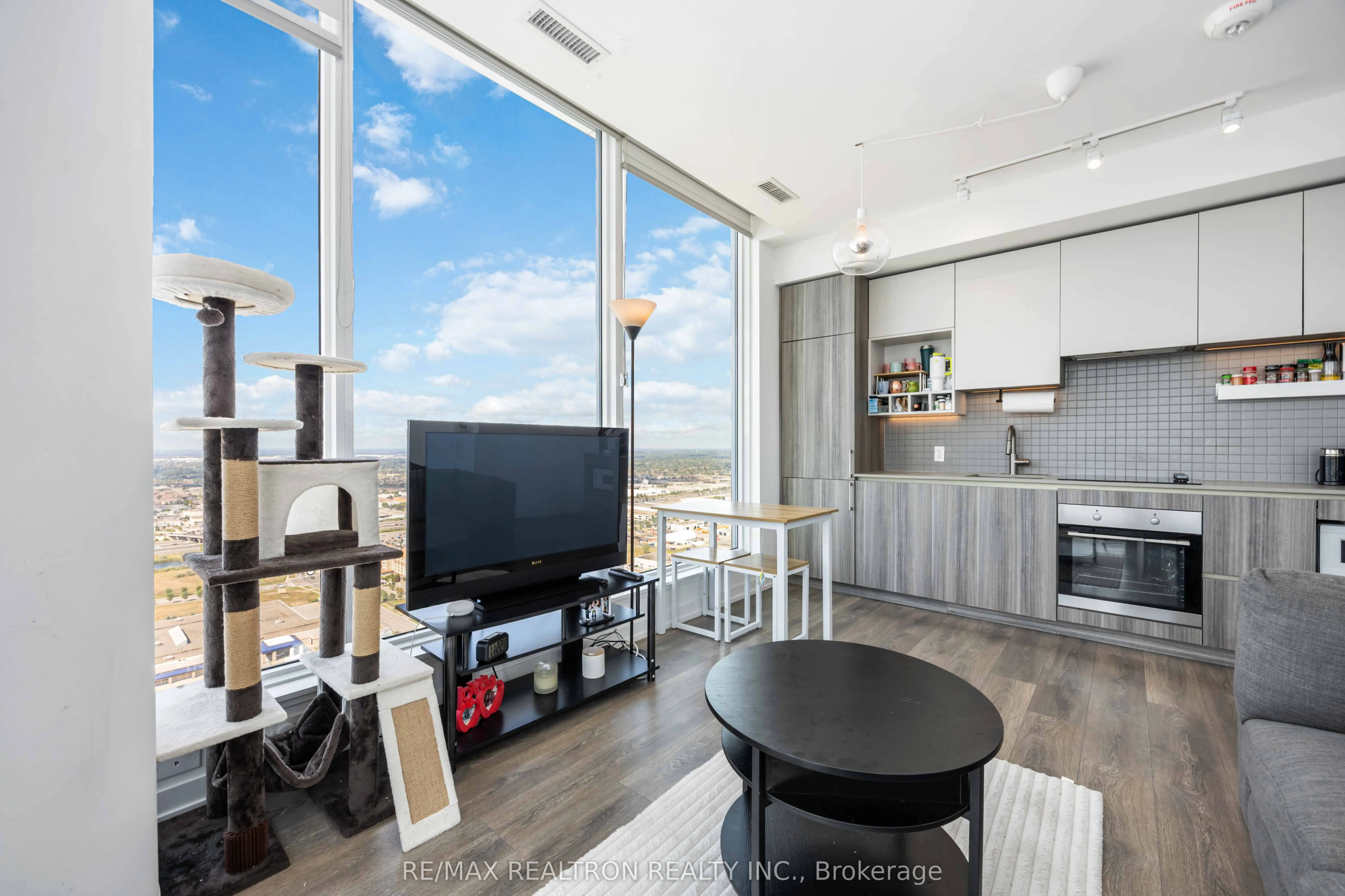 5 Buttermill Avenue, #4309