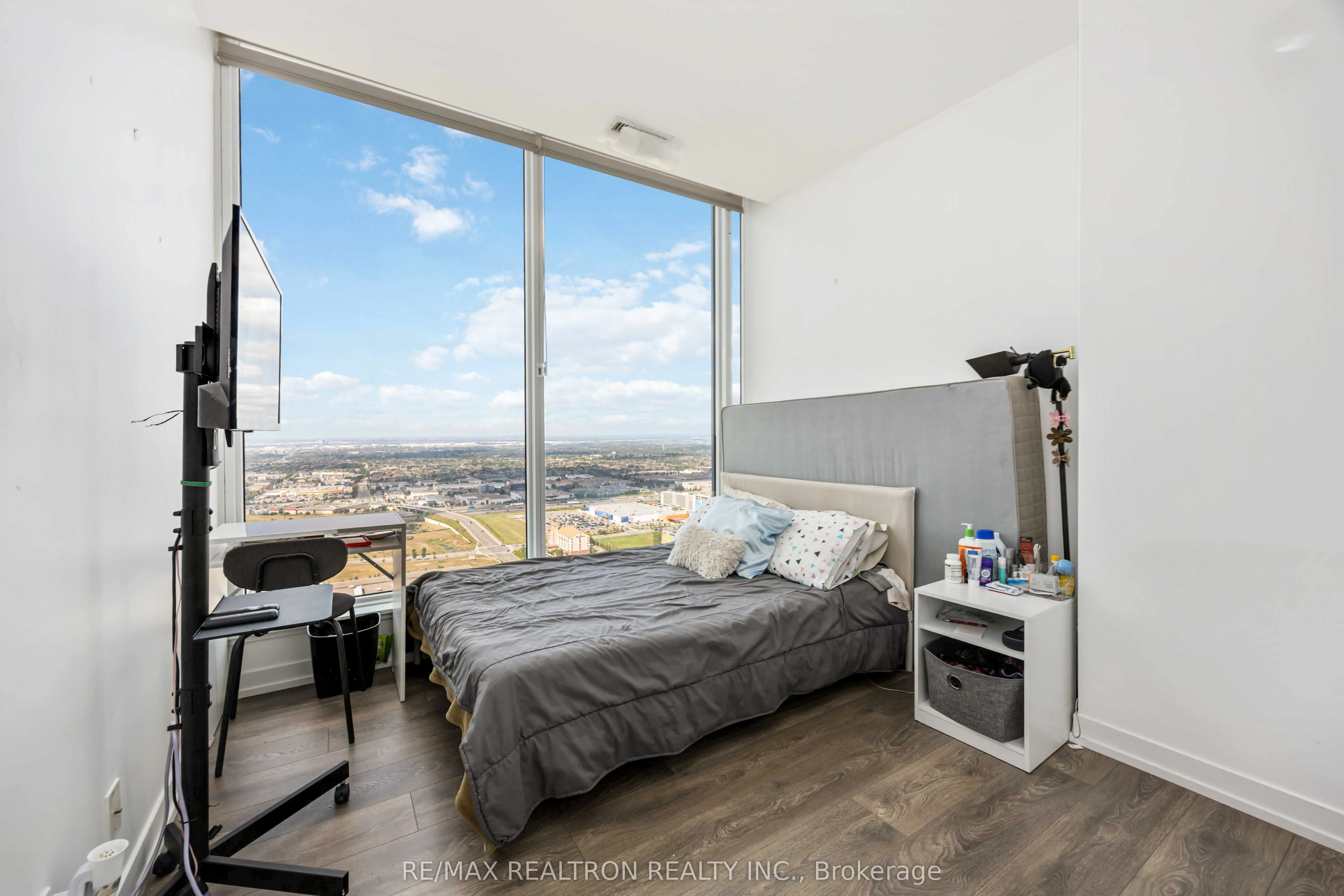 5 Buttermill Avenue, #4309