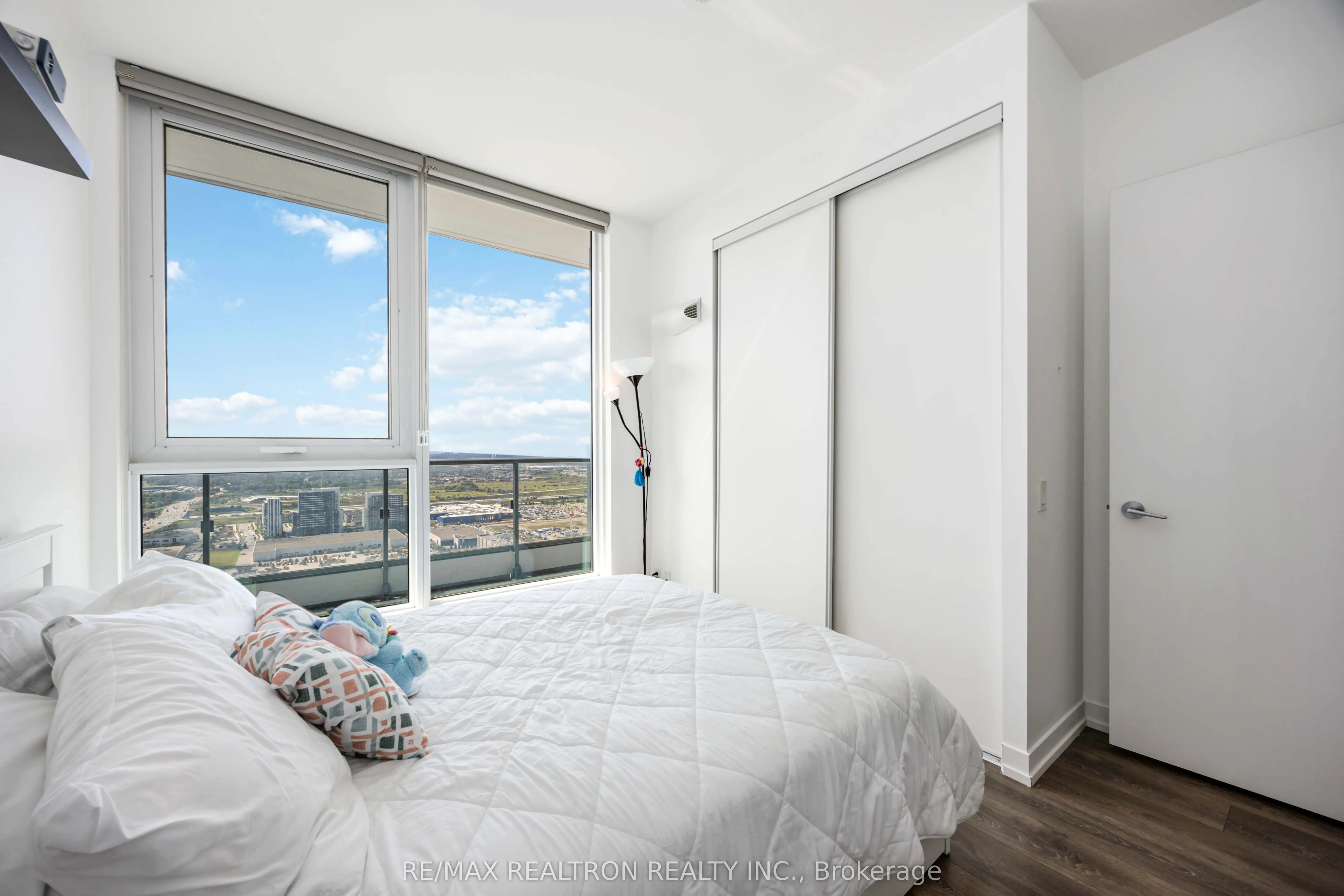 5 Buttermill Avenue, #4309