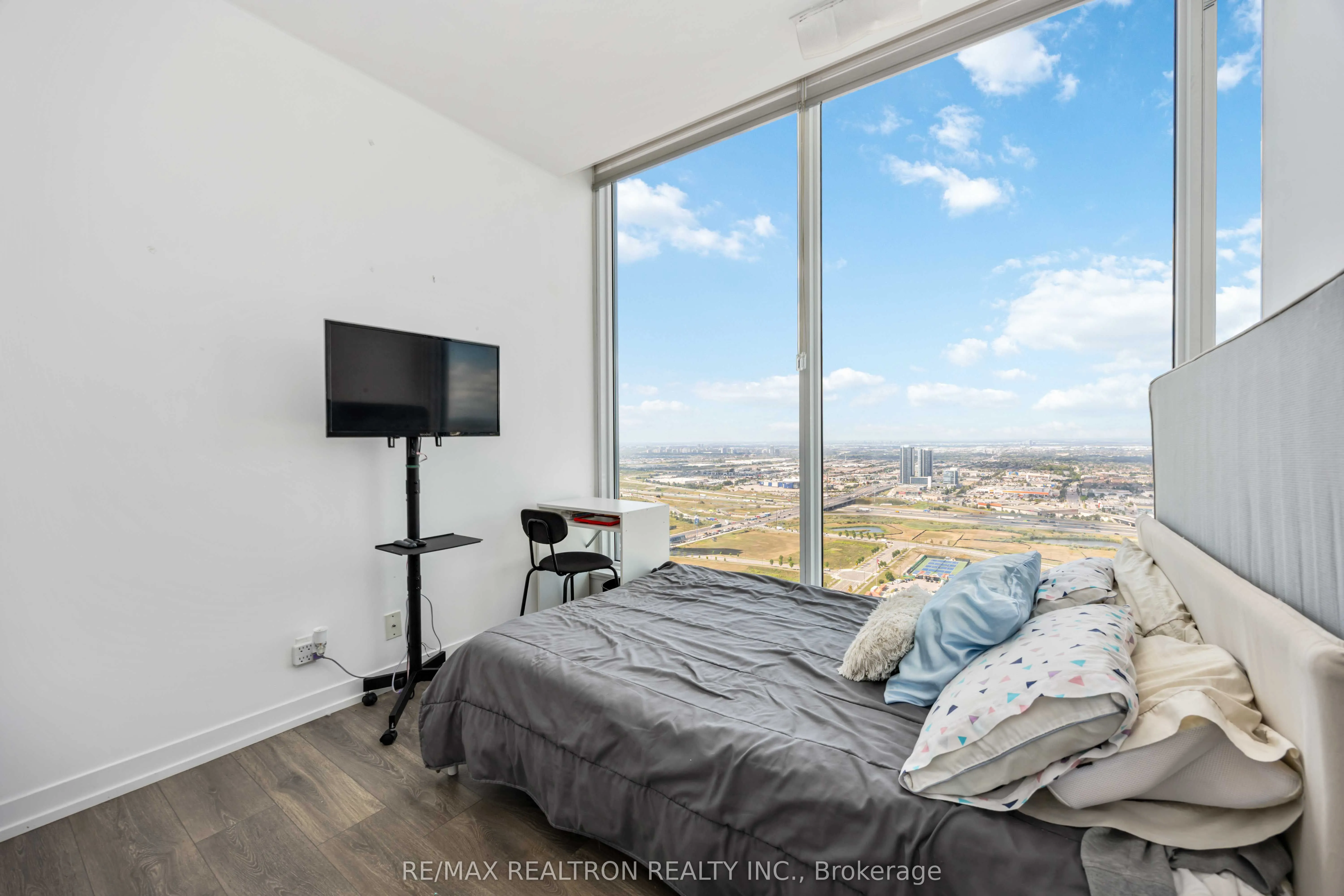 5 Buttermill Avenue, #4309