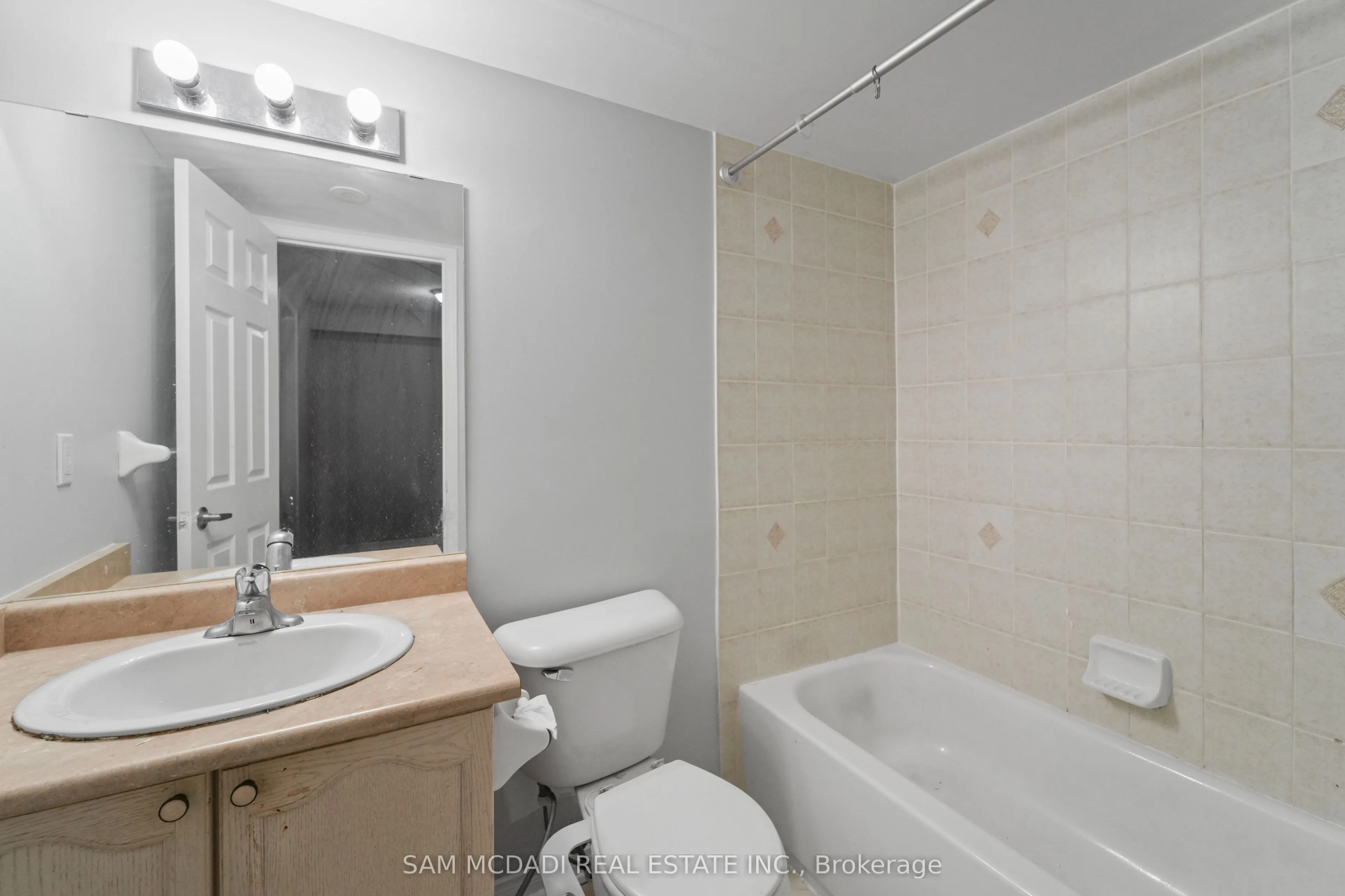 310 John Street, #170