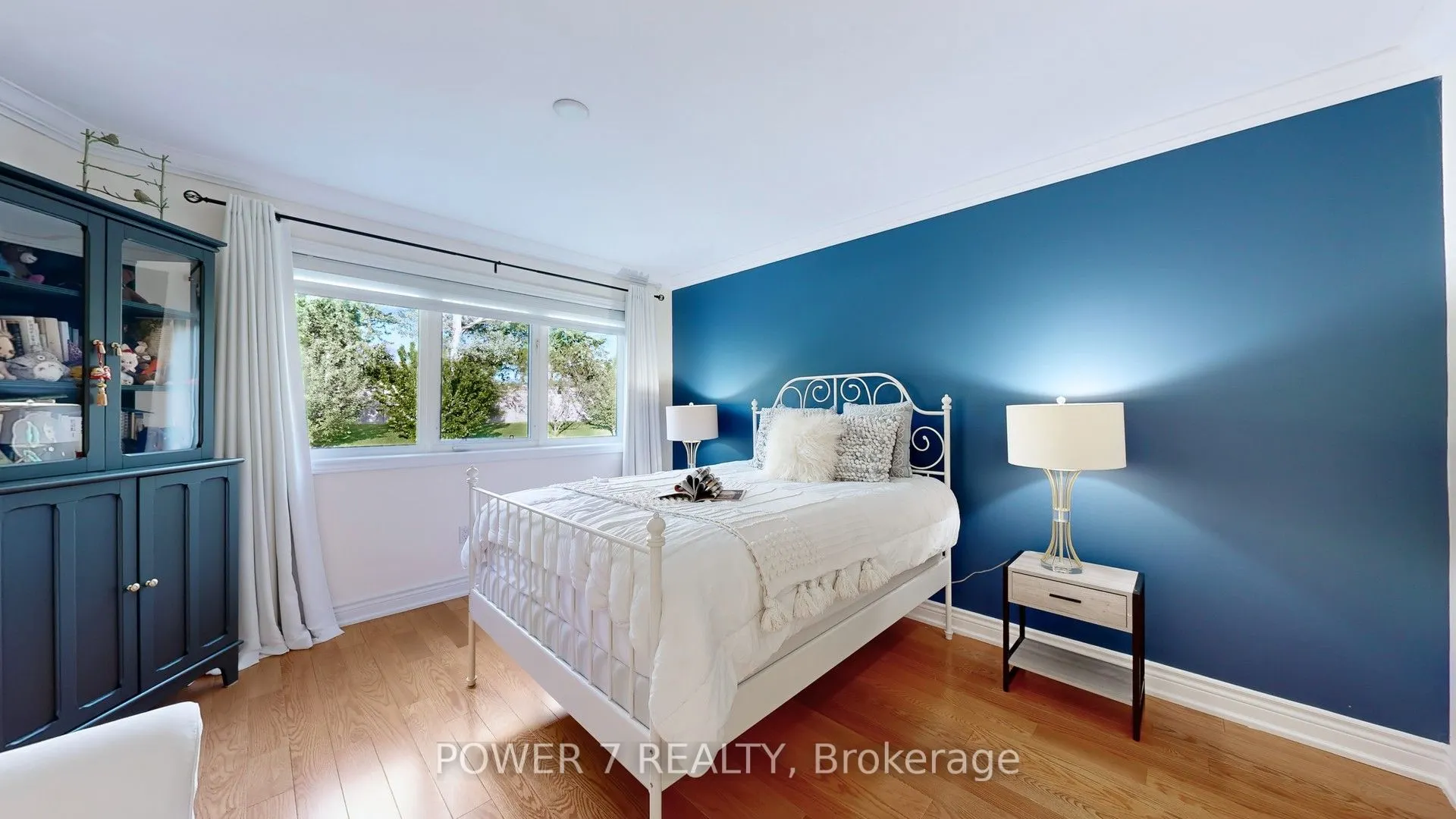 1098 Secretariate Road
